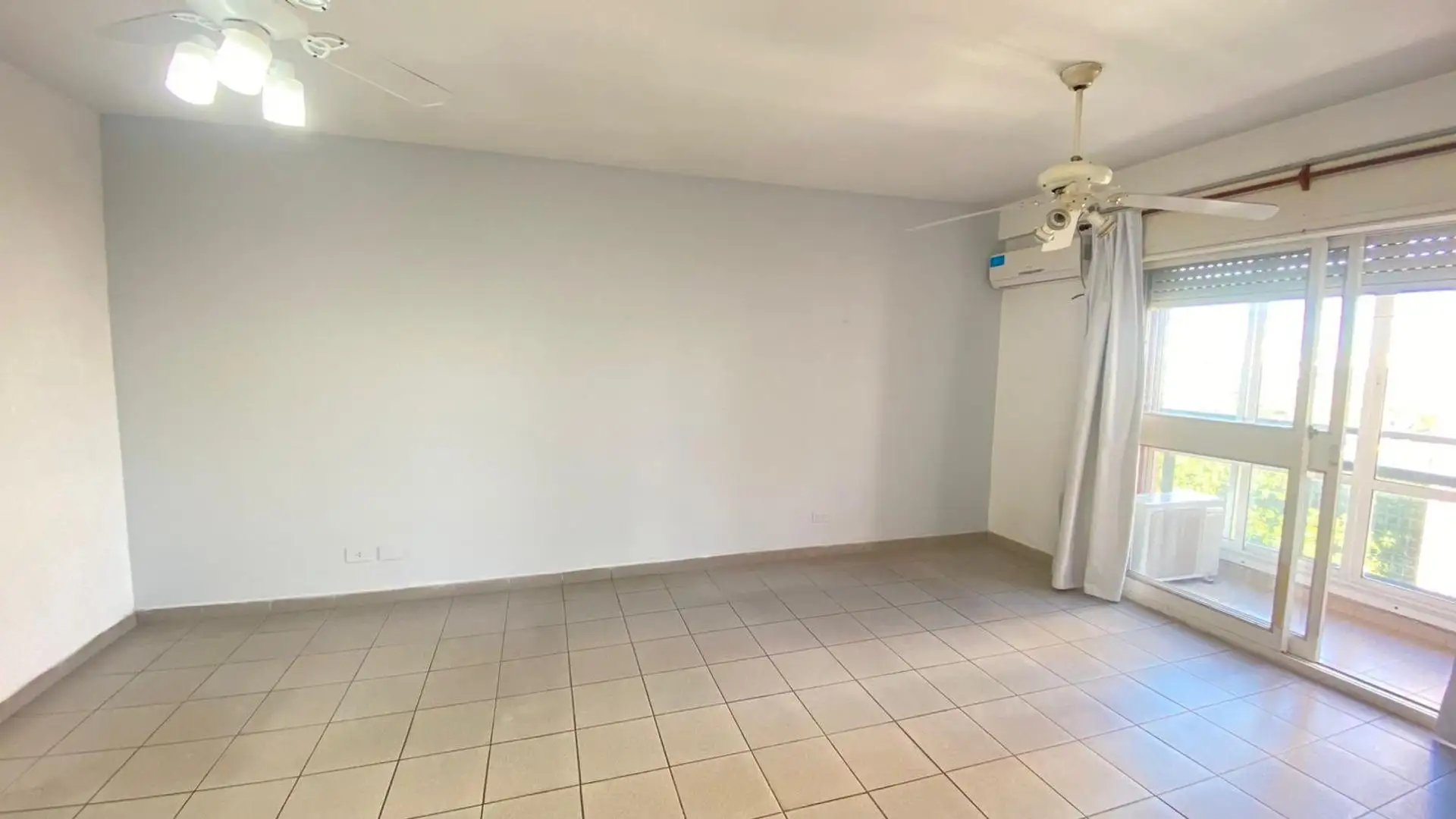 Studio apartment for rent in La Boca