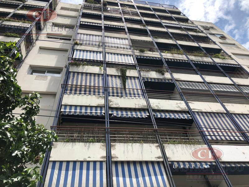 Departamento de 3 ambientes con balcón en Vicente López