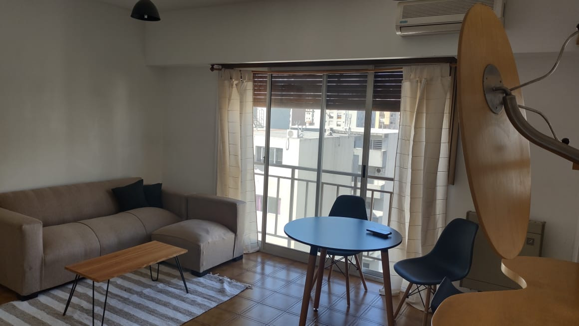 Departamento de 2 ambientes con cochera en Quilmes Centro