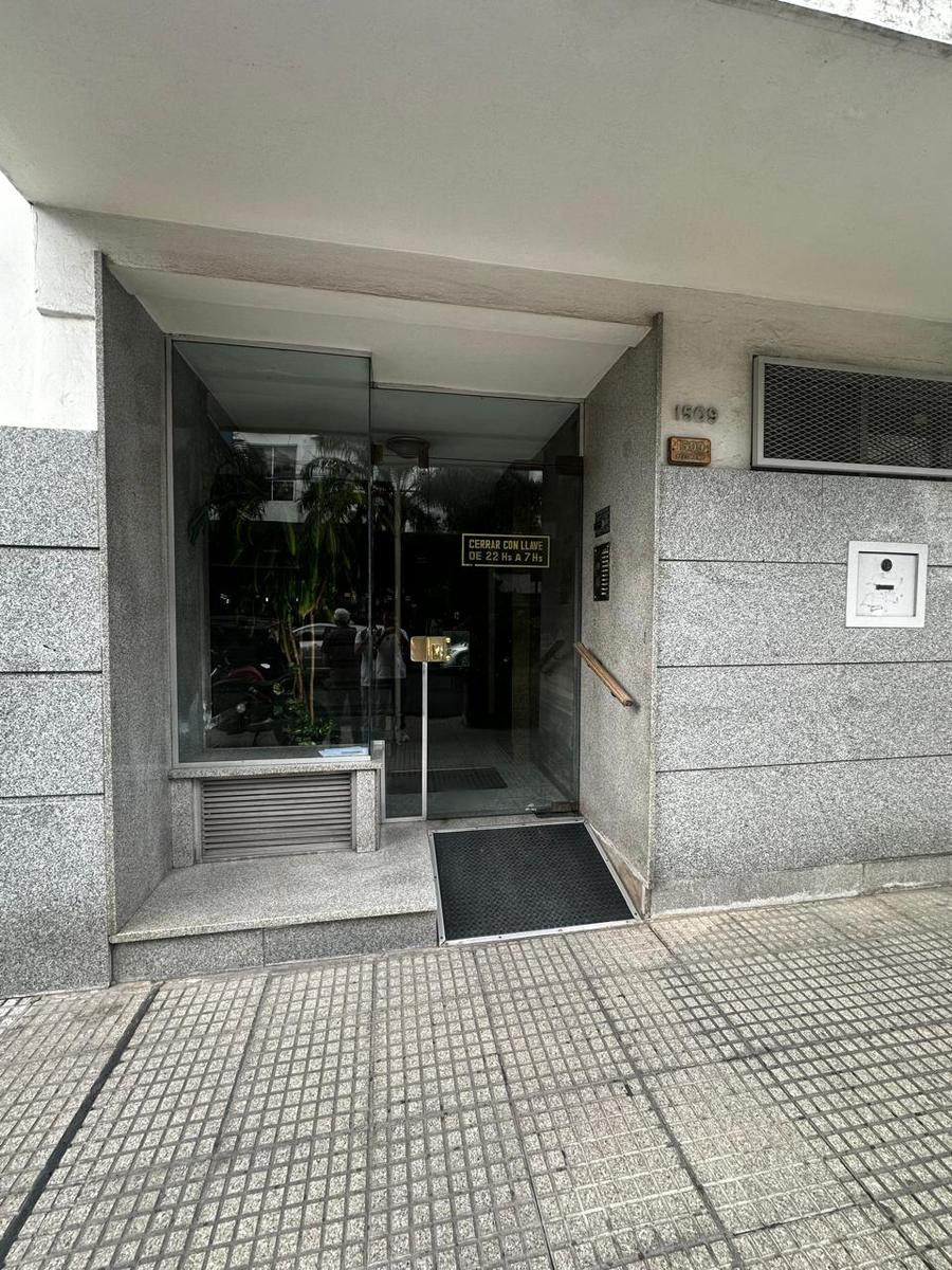 Apartamento de dois ambientes com 1 quarto em Banfield, Lomas de Zamora