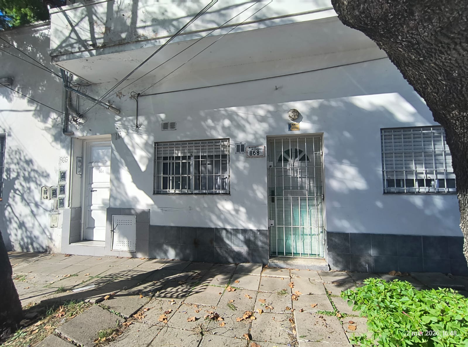 Ground-floor or upper PH two-room unit in Quilmes Oeste
