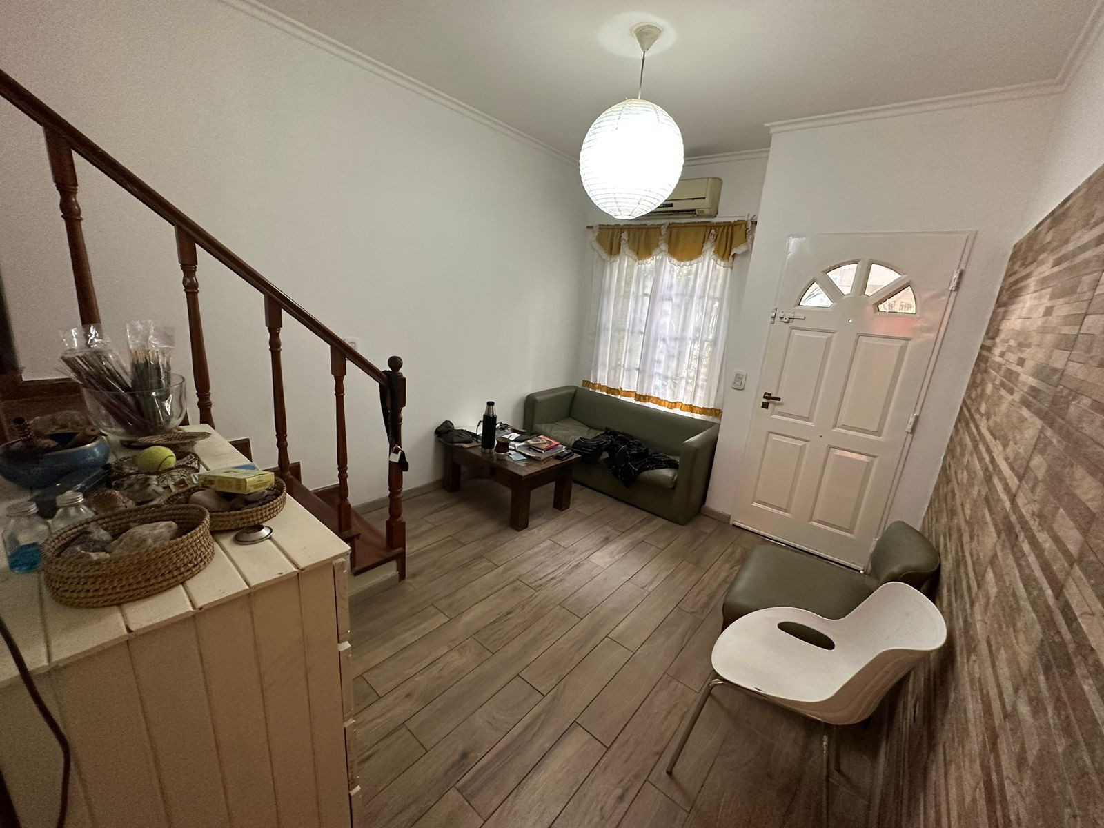 Two-bedroom duplex house in Villa Luzuriaga