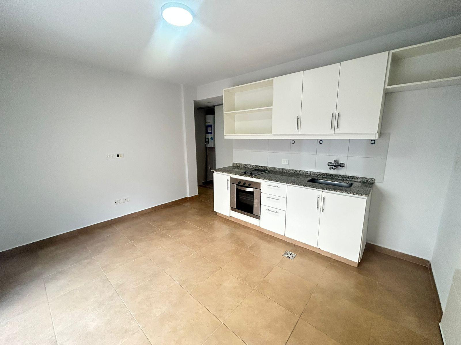 Квартира с 1 спальней и внутренним двориком в Tres de Febrero