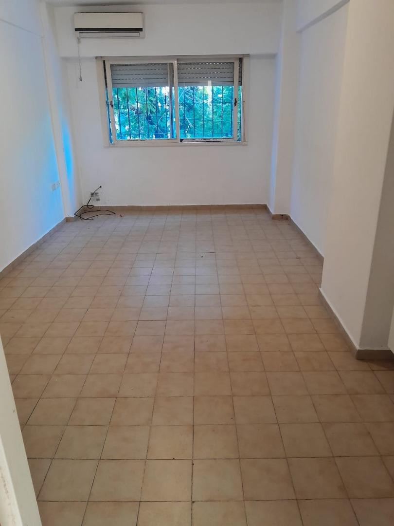 Unfurnished two-bedroom apartment in La Plata