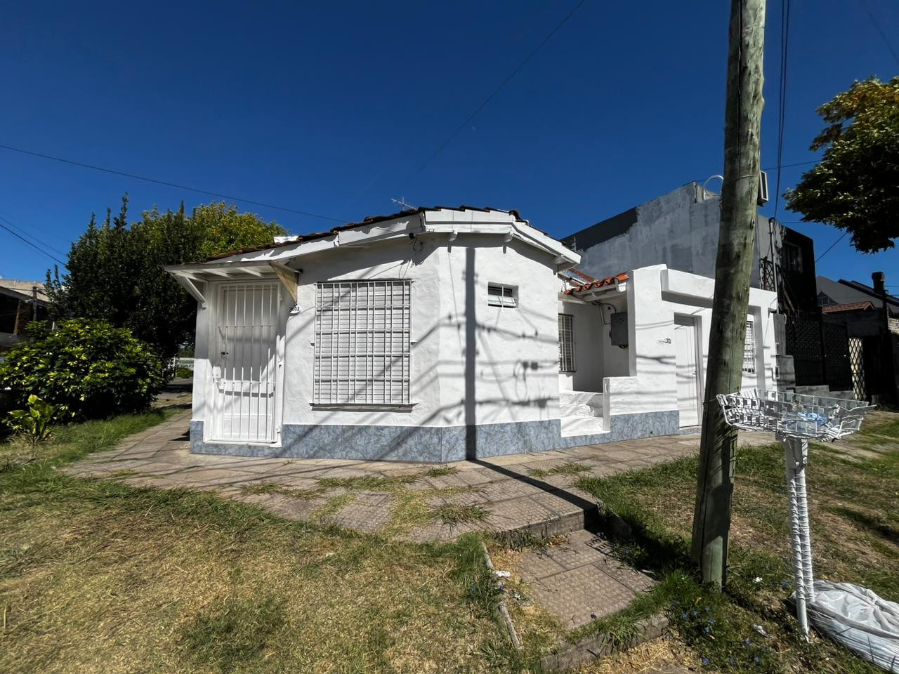 Two-room PH in Villa Adelina, ground-floor unit with private patio