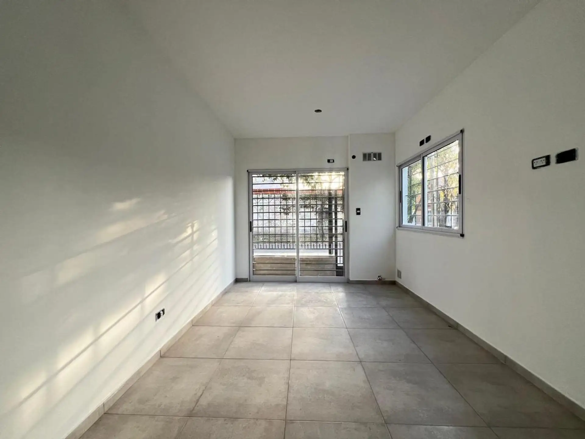 Departamento en Alquiler en Lanus Oeste, Lanus