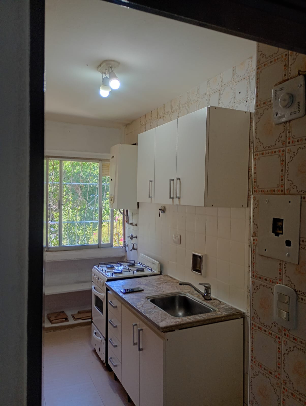 Apartamento de três ambientes com 2 dormitórios em Villa Lugano