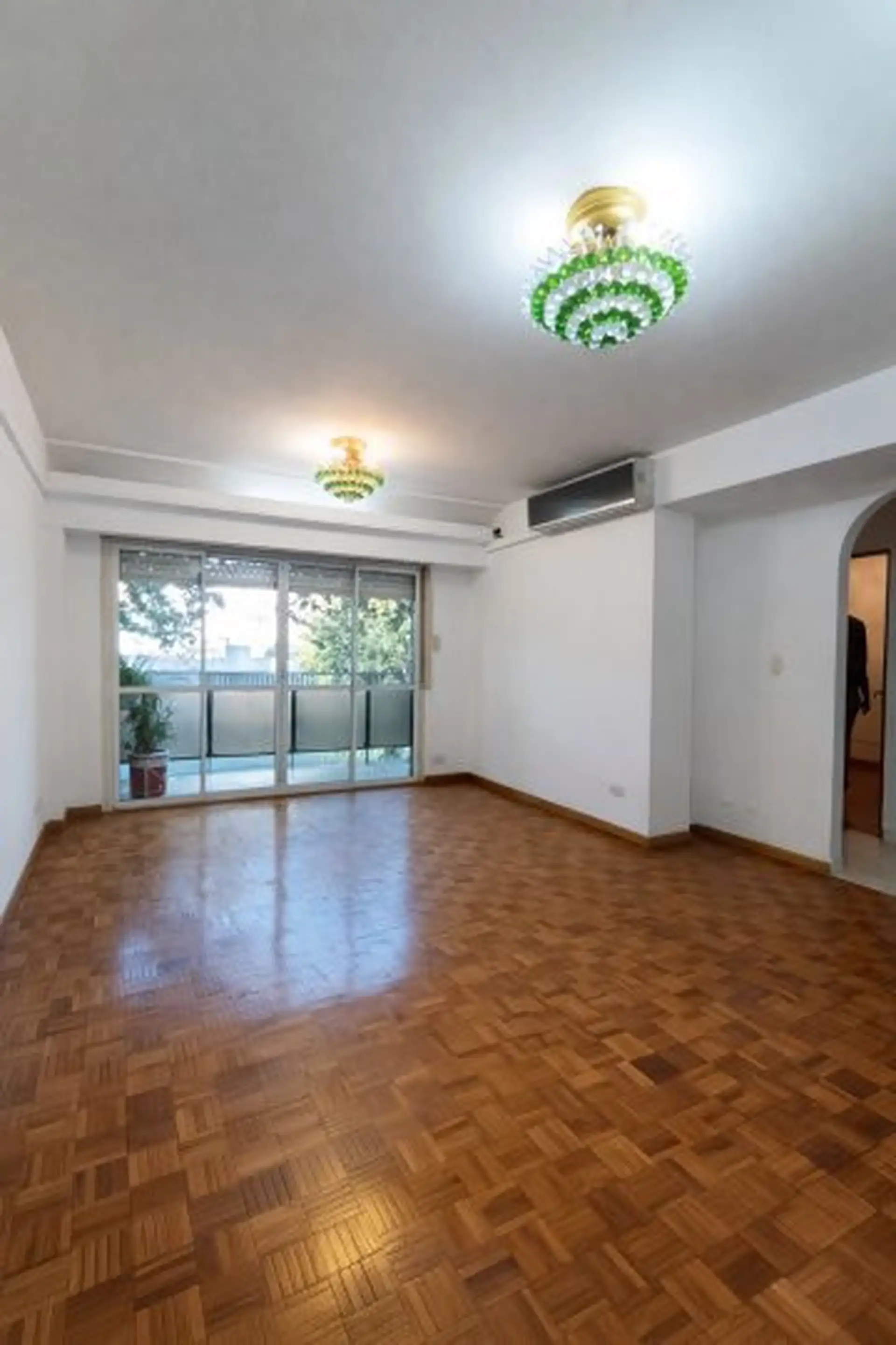 Трёхкомнатная квартира с балконом в Villa Crespo