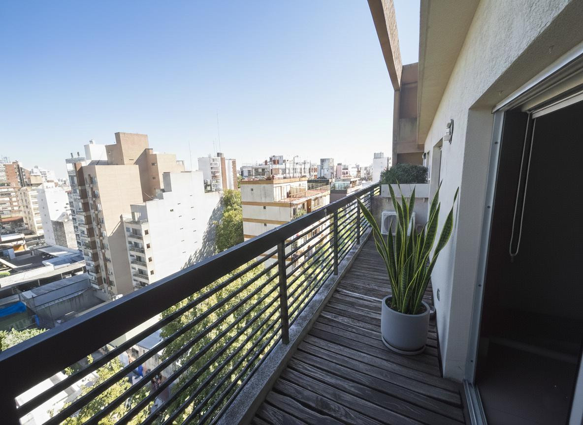 Two-room apartment with two balconies and a grill in General San Martín