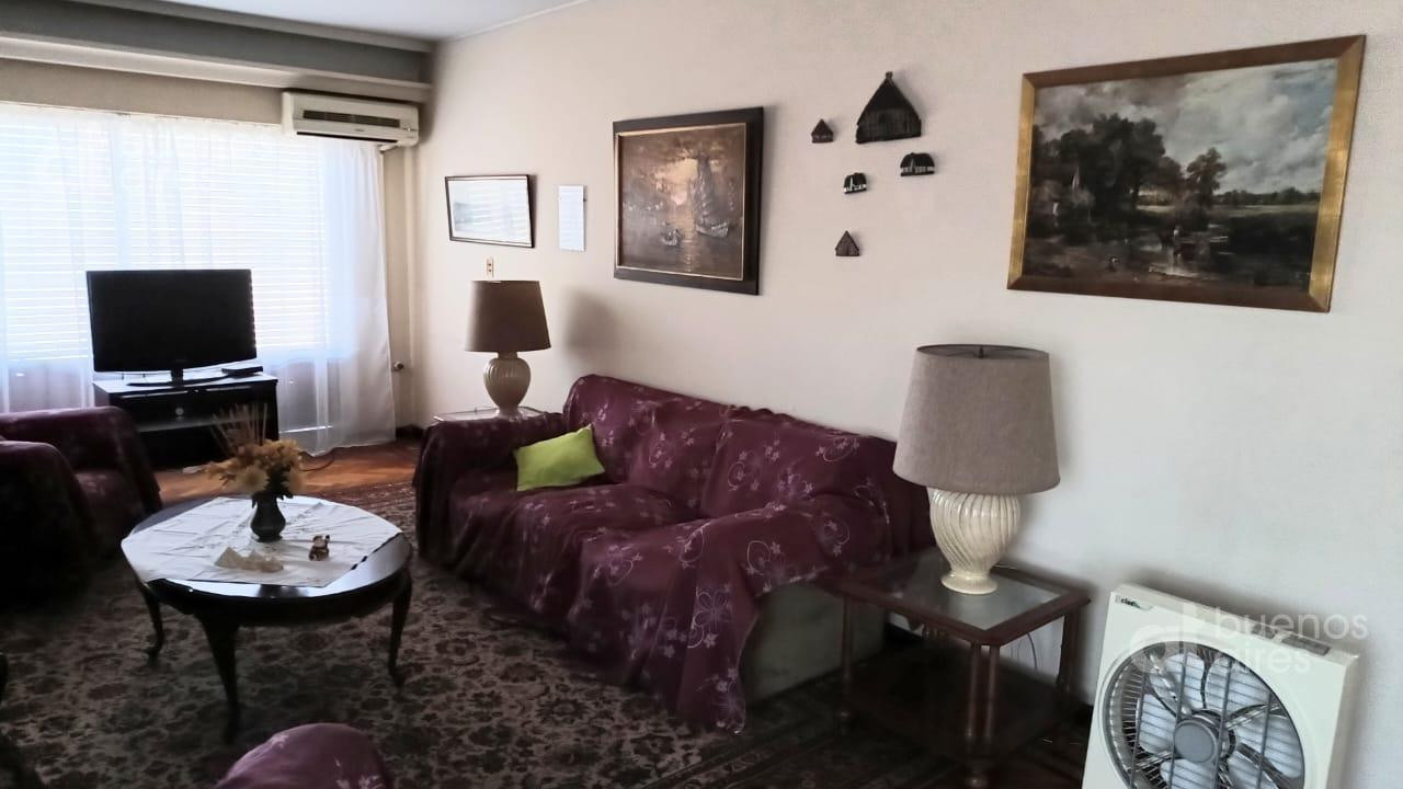 Трёхкомнатная квартира с мебелью в Belgrano