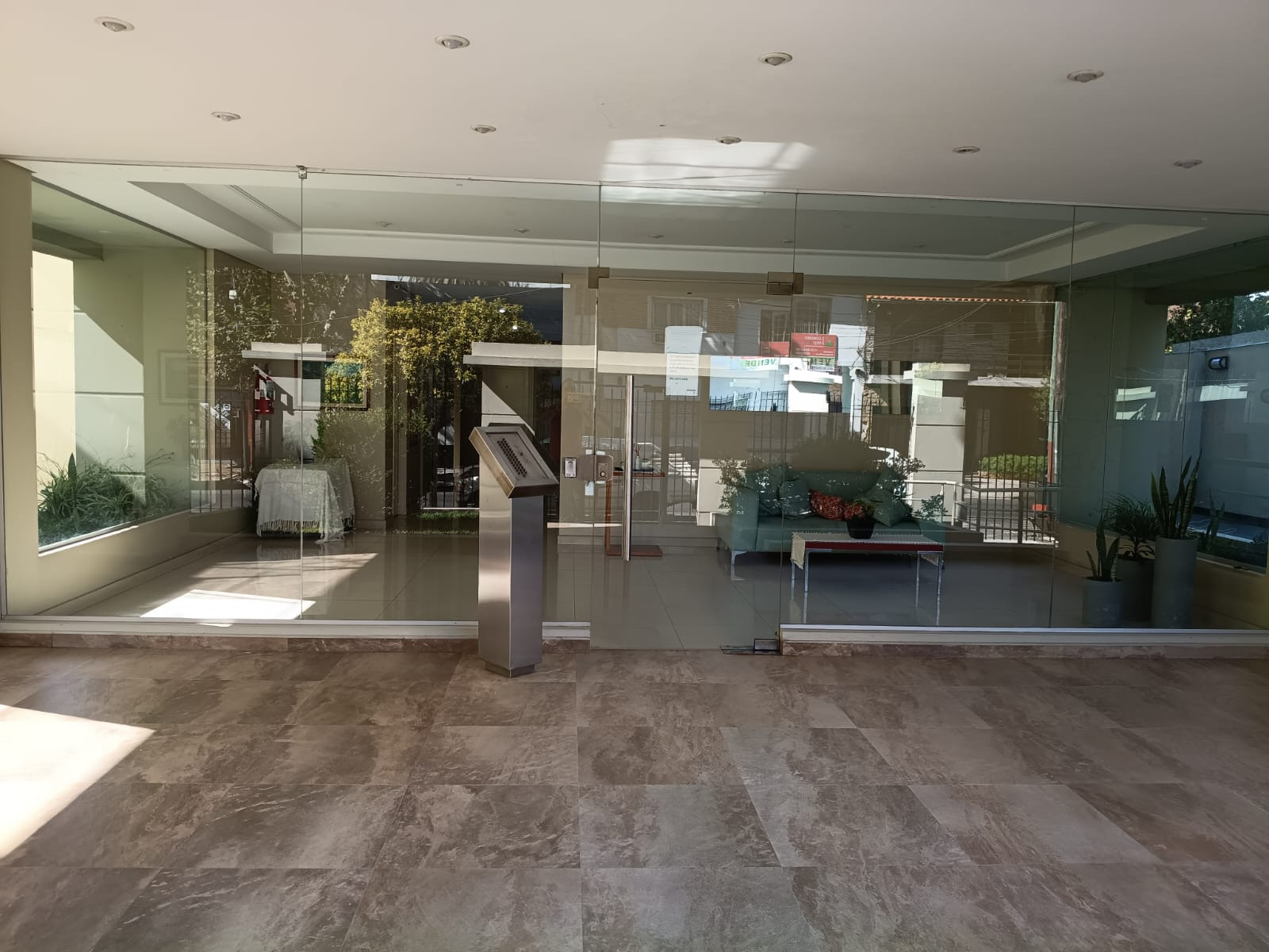 Квартира с 1 спальней и парковкой в Lanús Oeste