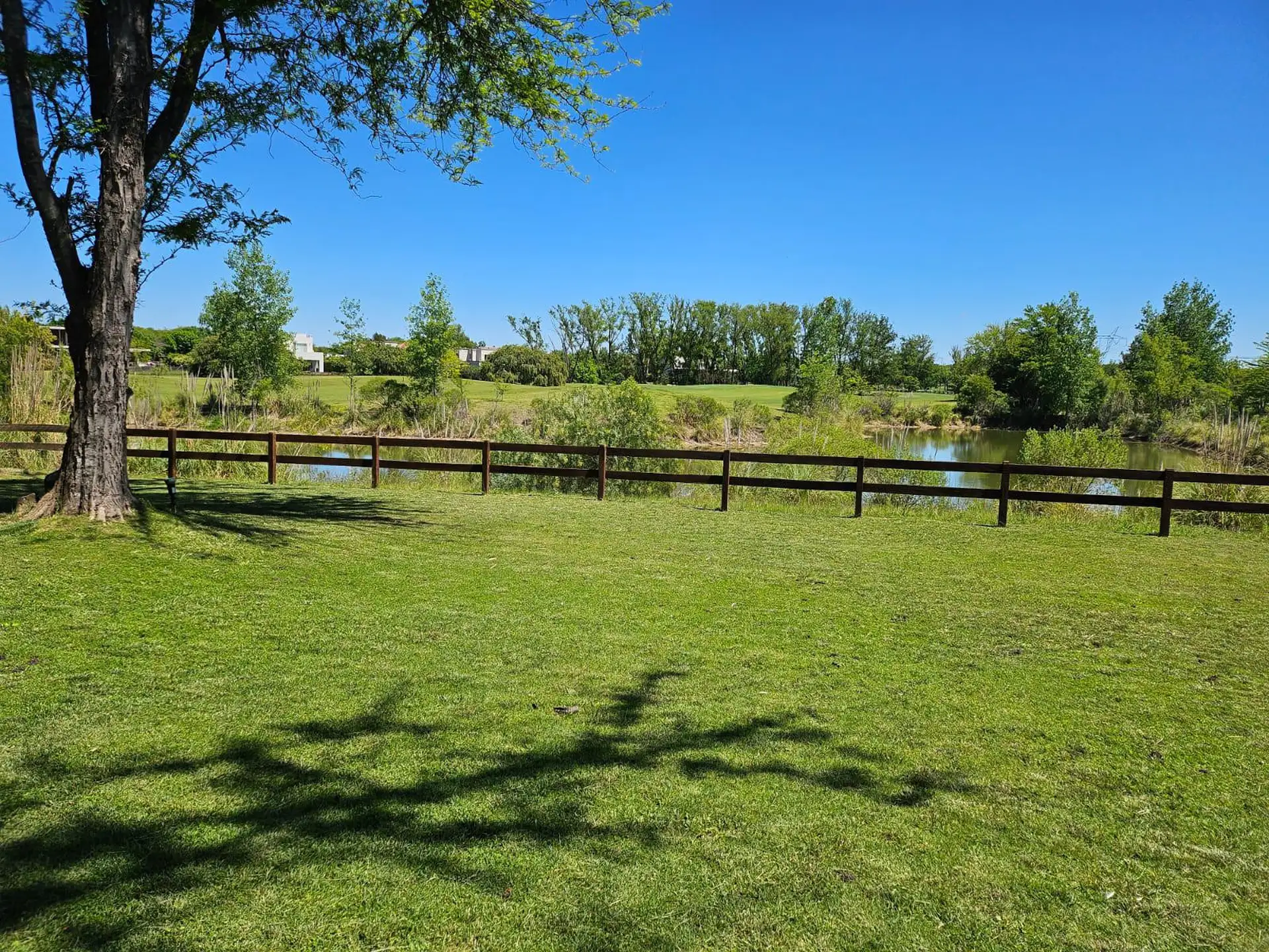Four-bedroom house in Estancias del Pilar Golf, Luján