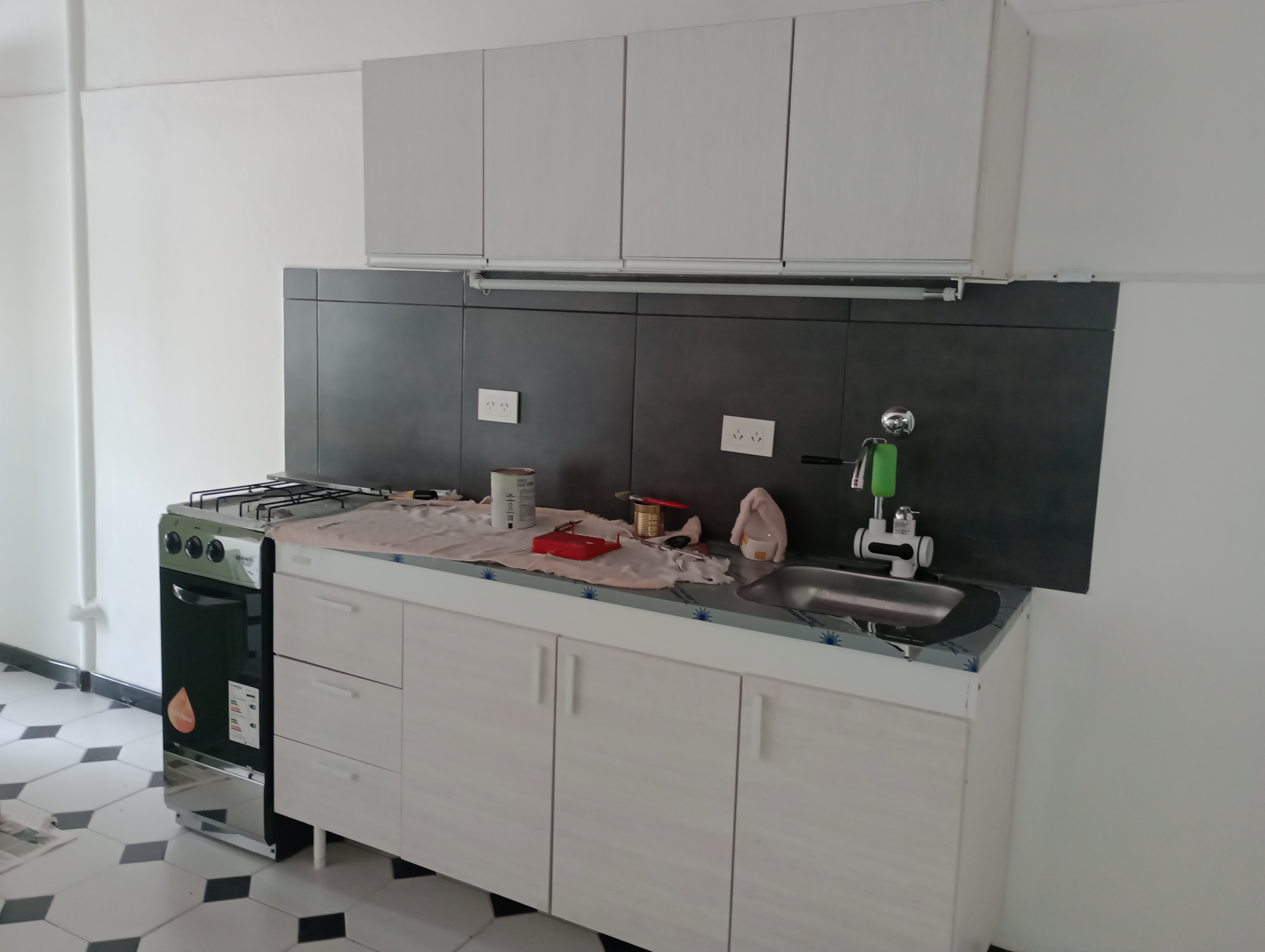 Apartamento PH de 1 dormitório em Don Torcuato, Tigre