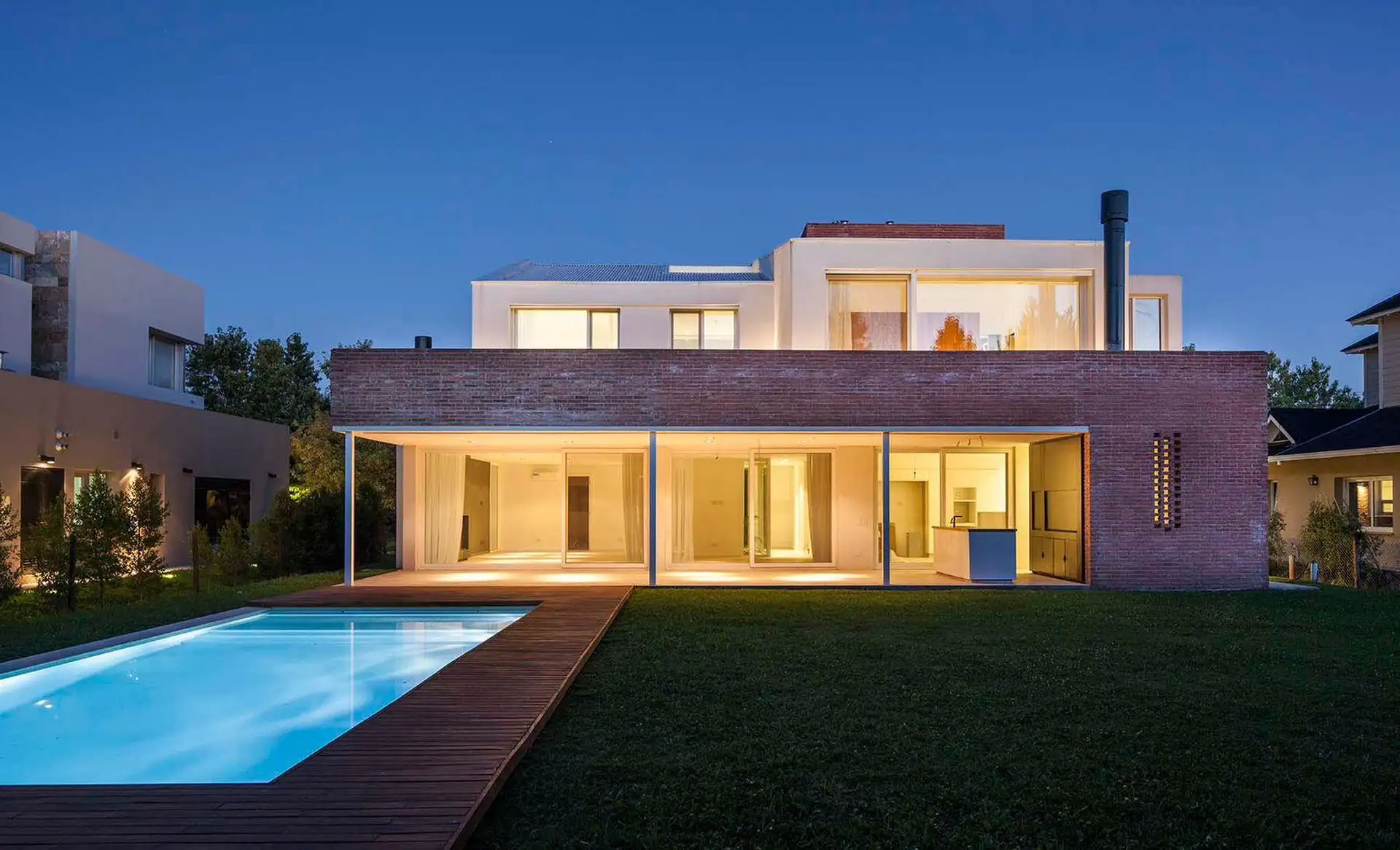 Four-bedroom house for rent in Tigre (Nordelta)