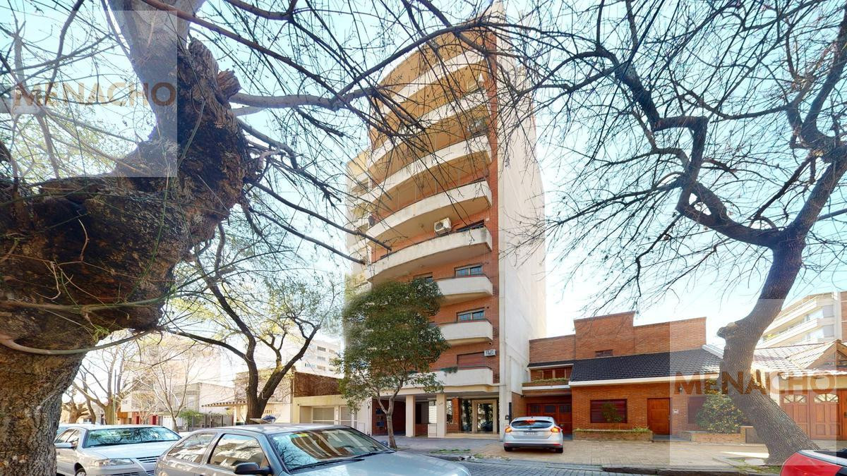 One-bedroom apartment on the third floor, courtyard-facing in Buenos Aires