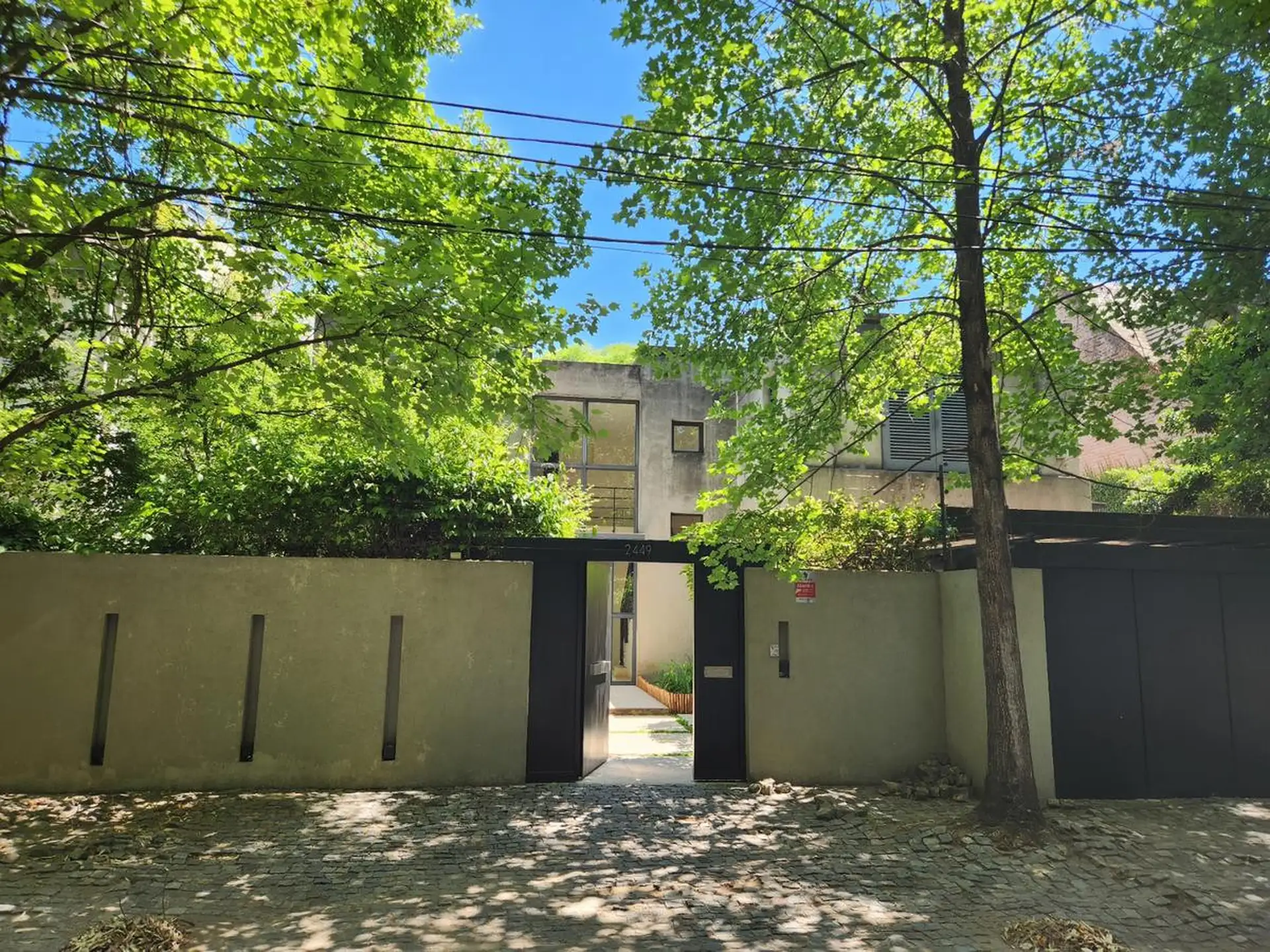 Casa de 4 dormitorios en alquiler temporal en San Isidro