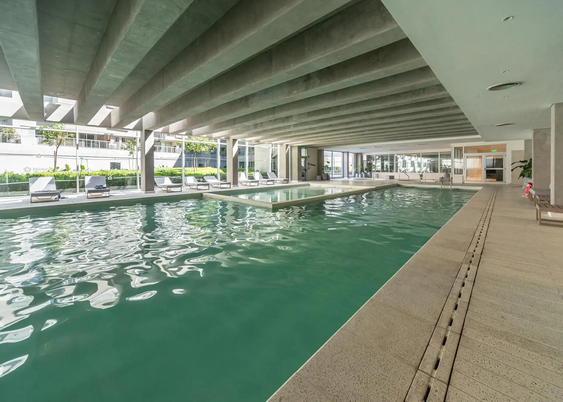 Двухкомнатная квартира в Villa Devoto с балконом-террасой