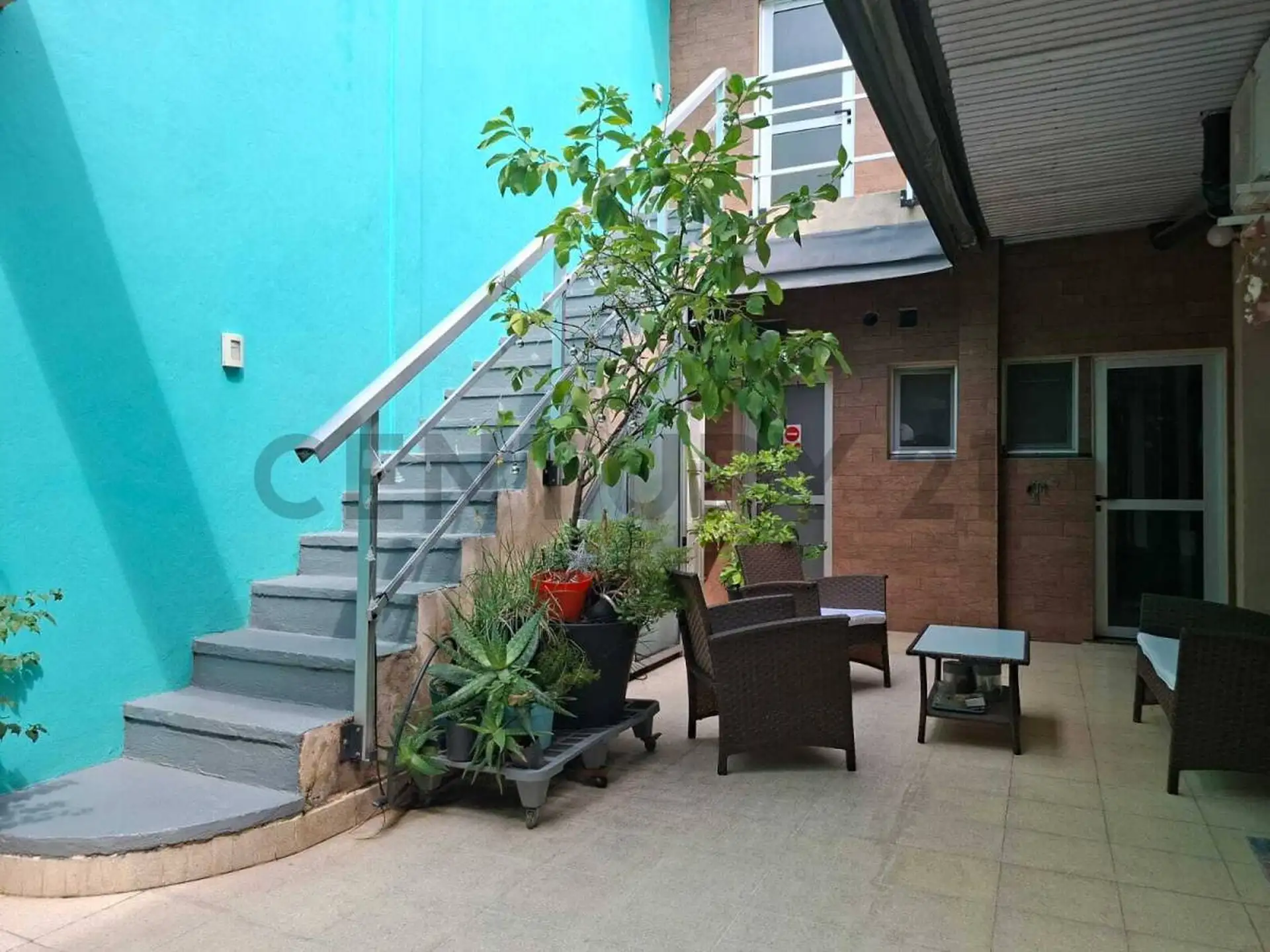 Four-bedroom house in Saavedra