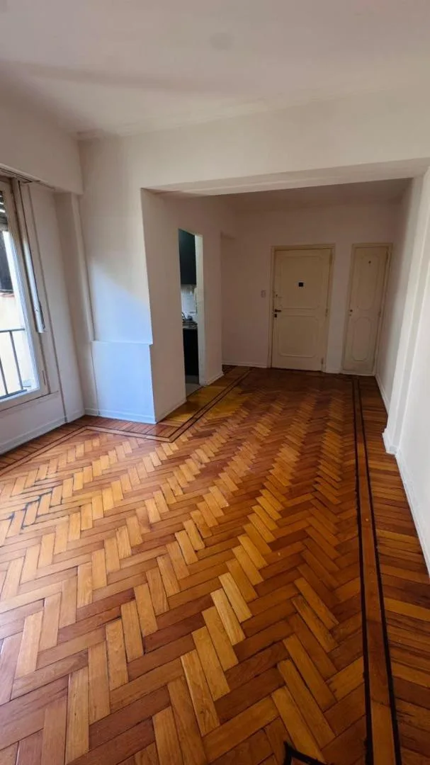 Apartamento de dois dormitórios para aluguel em Balvanera