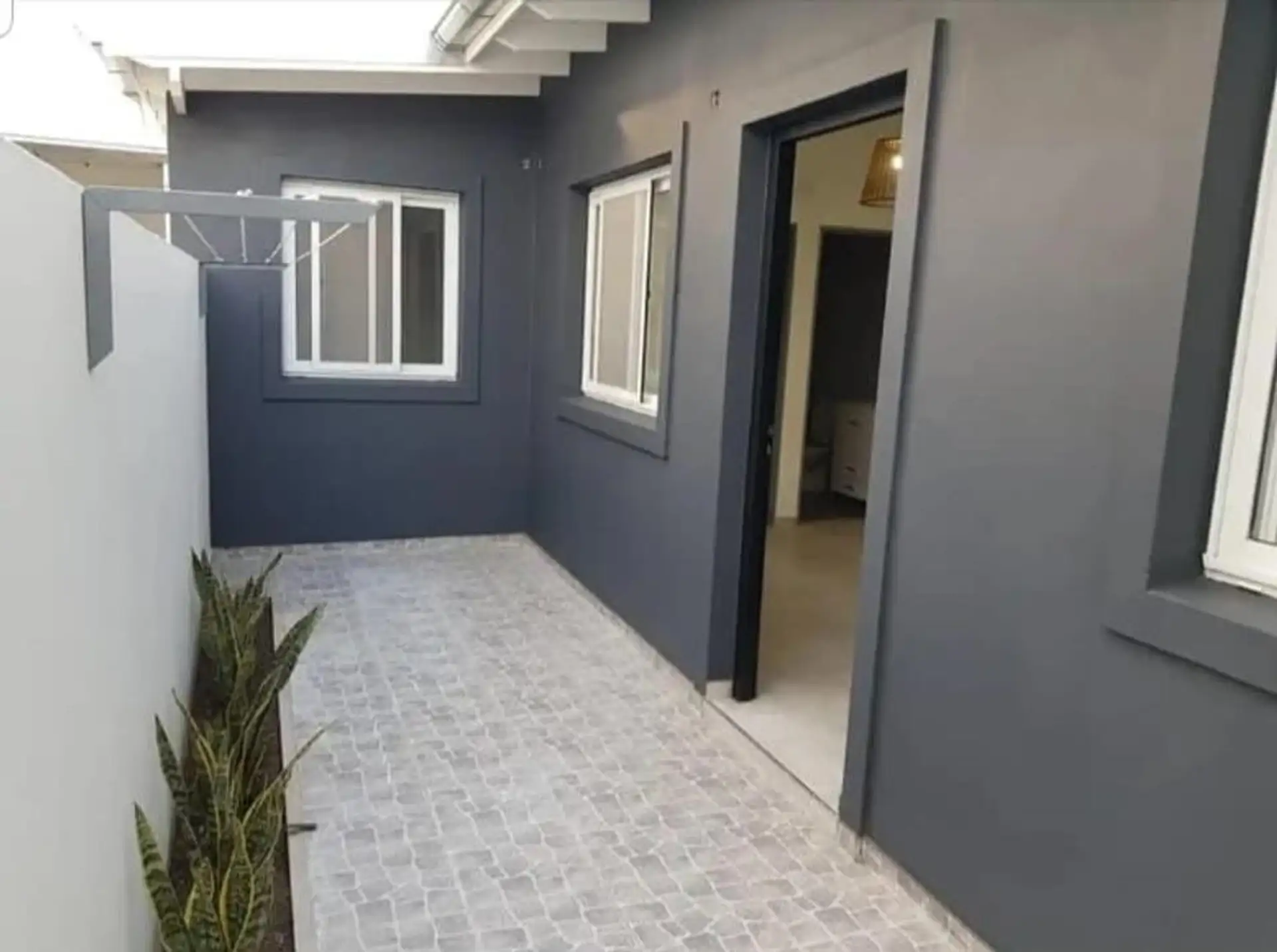 Ground-floor one-bedroom apartment with private patio in General San Martín