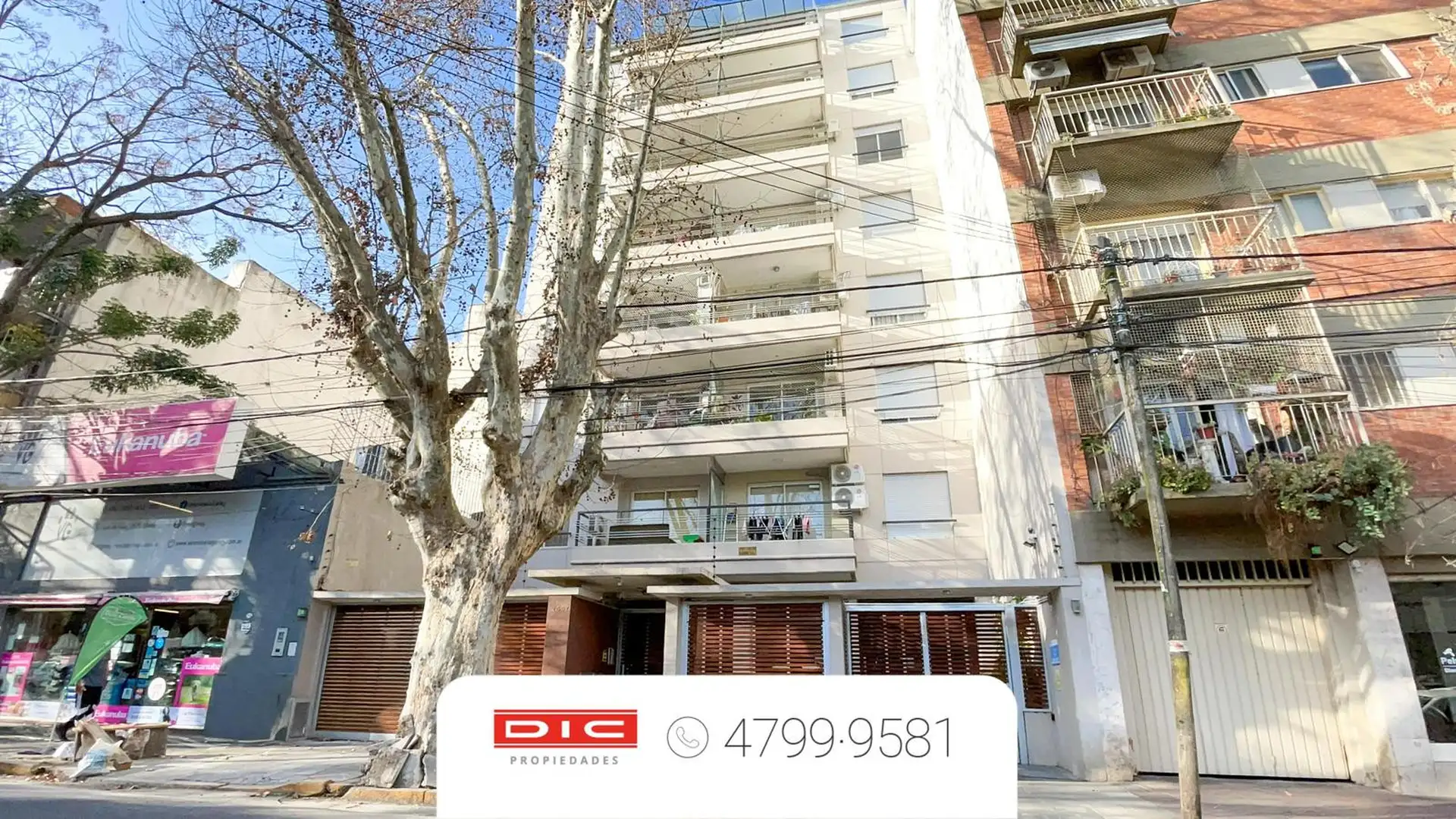 Three-room apartment with balcony in Vicente López (Olivos)