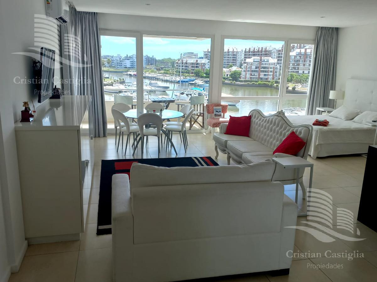 Apartamento tipo loft mobiliado em Nordelta, Tigre