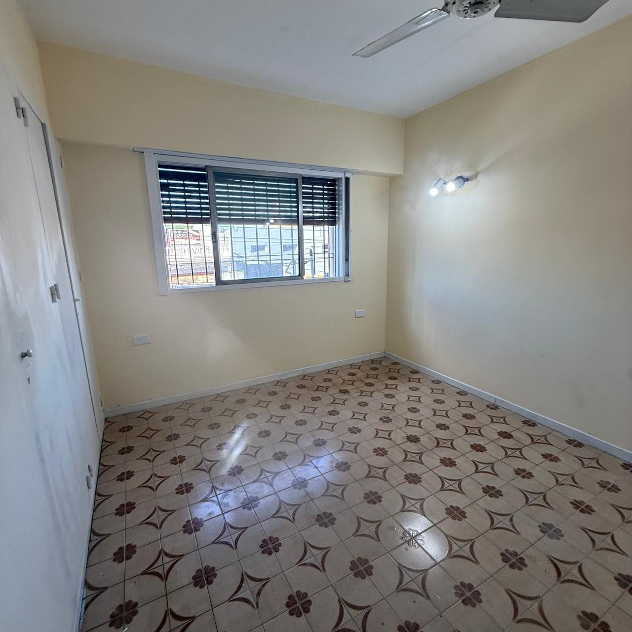 Departamento de 2 ambientes en Morón