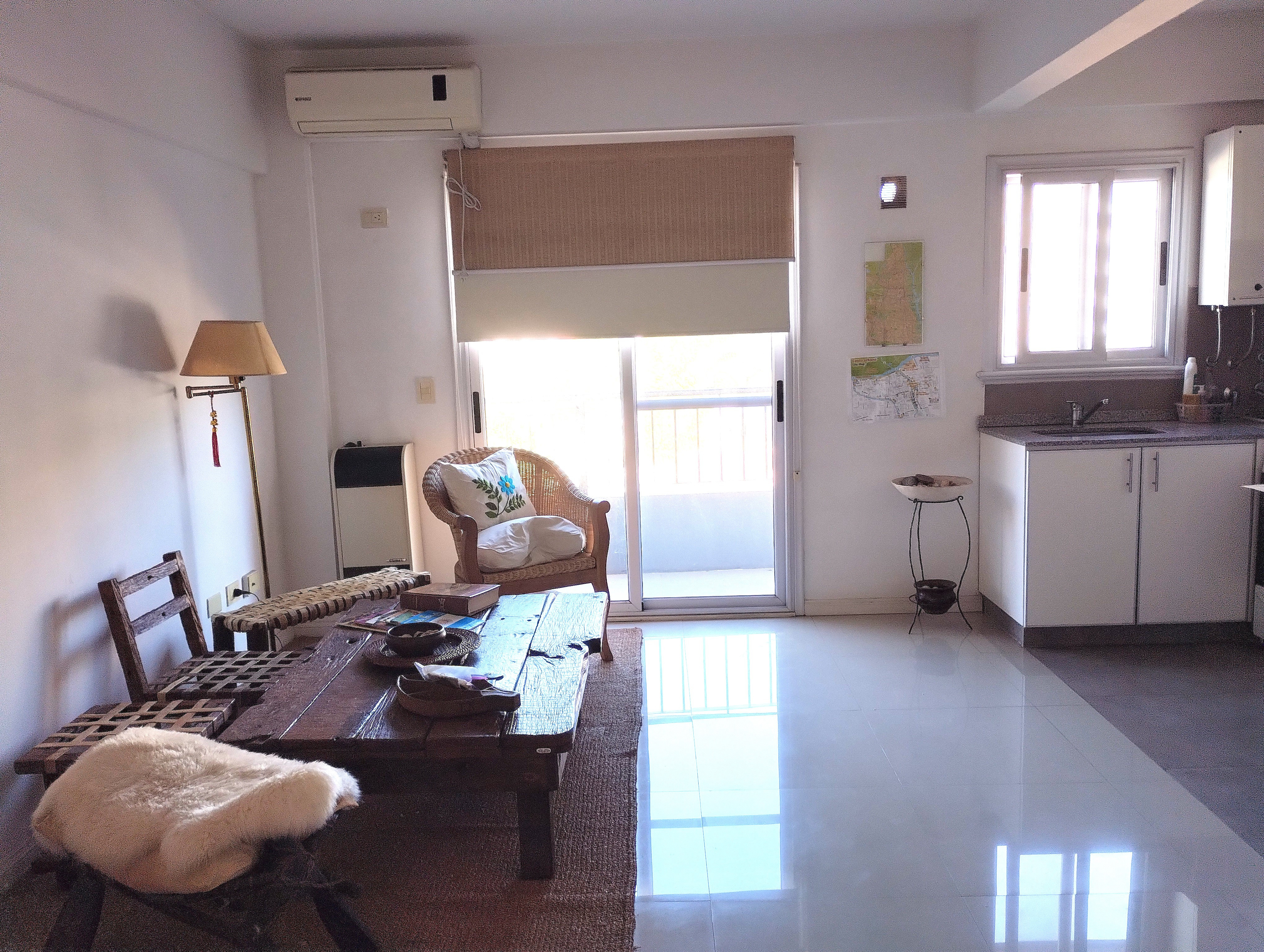 Departamento amoblado de 2 ambientes con balcón en Tigre Centro