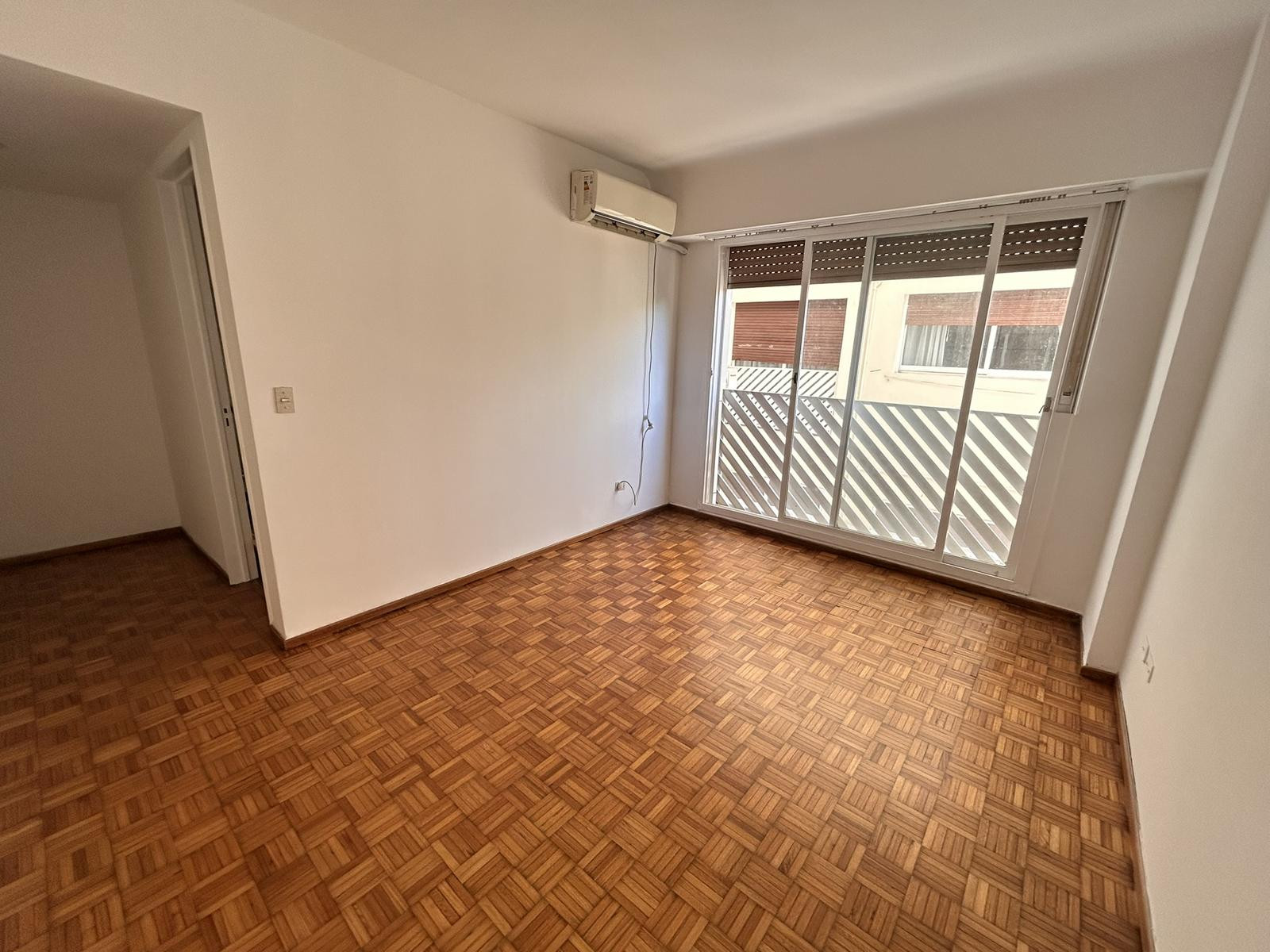 Two-room apartment in Retiro