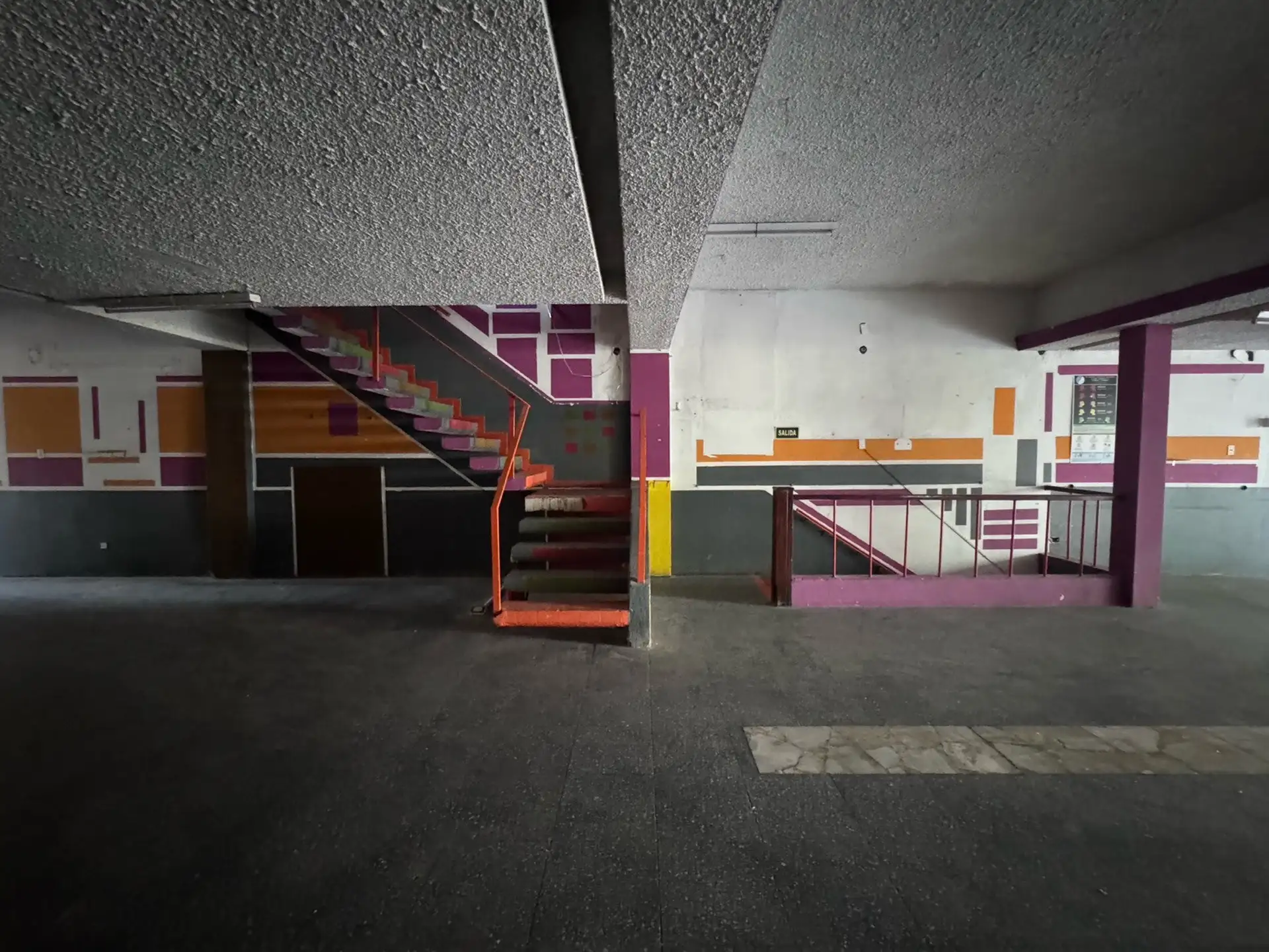 Дом для профессионального использования в Quilmes Oeste