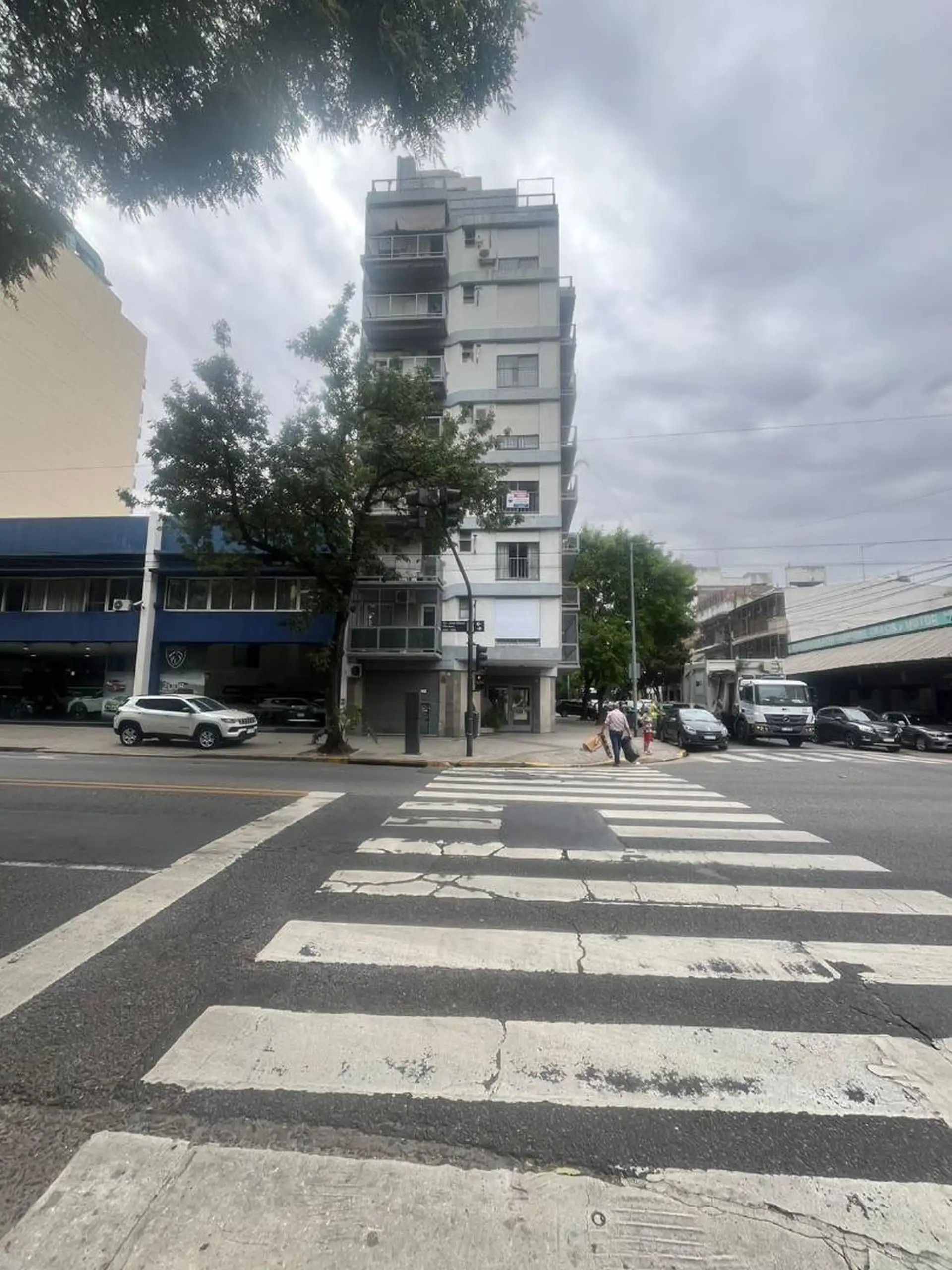 Departamento de 4 ambientes con 3 dormitorios en Parque Chacabuco