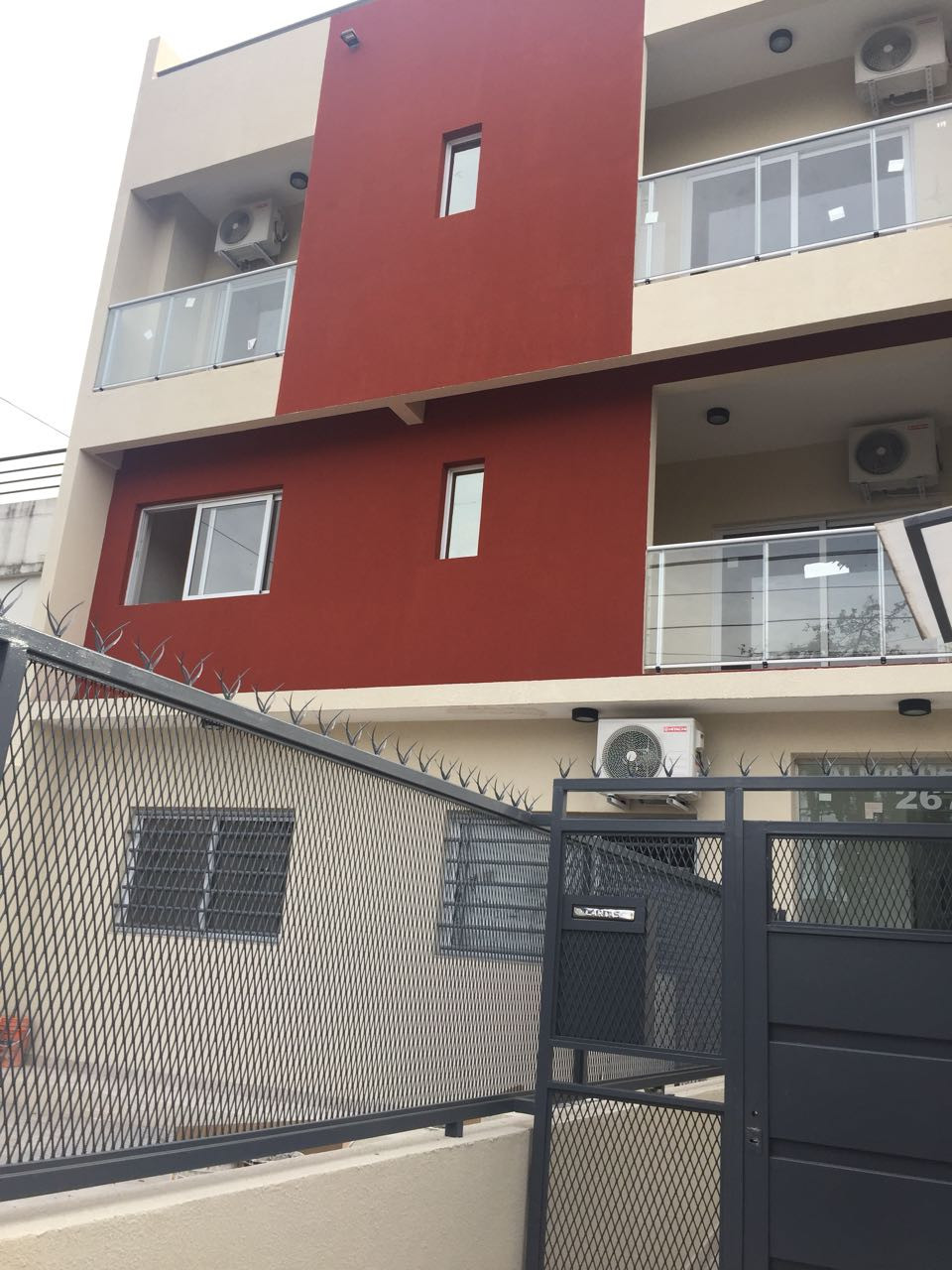 Studio apartment with private terrace in San Justo, La Matanza