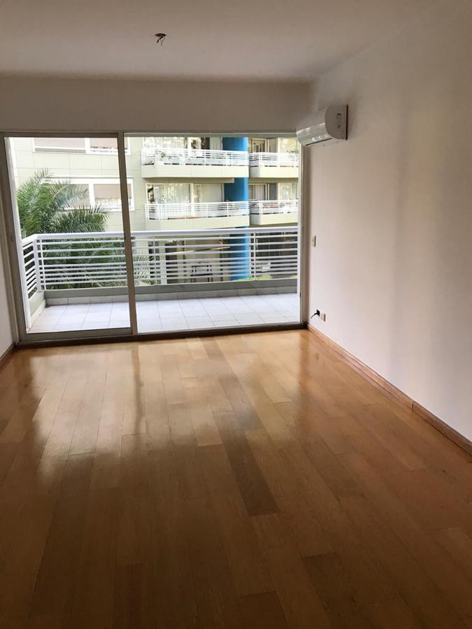 Двухспальная квартира в Olivos Vías/Rio с парковкой в Vicente López