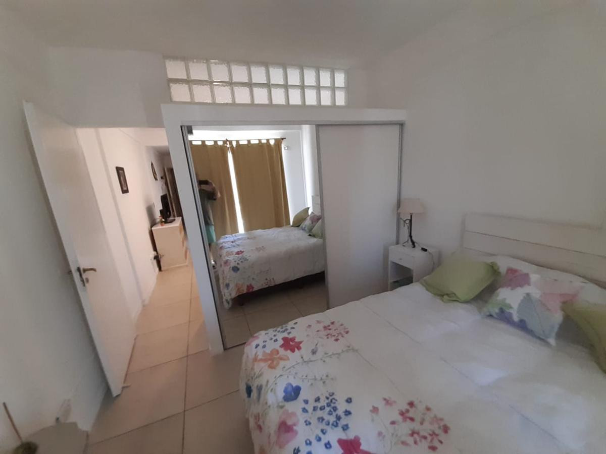 Departamento de 2 ambientes al contrafrente en Monserrat