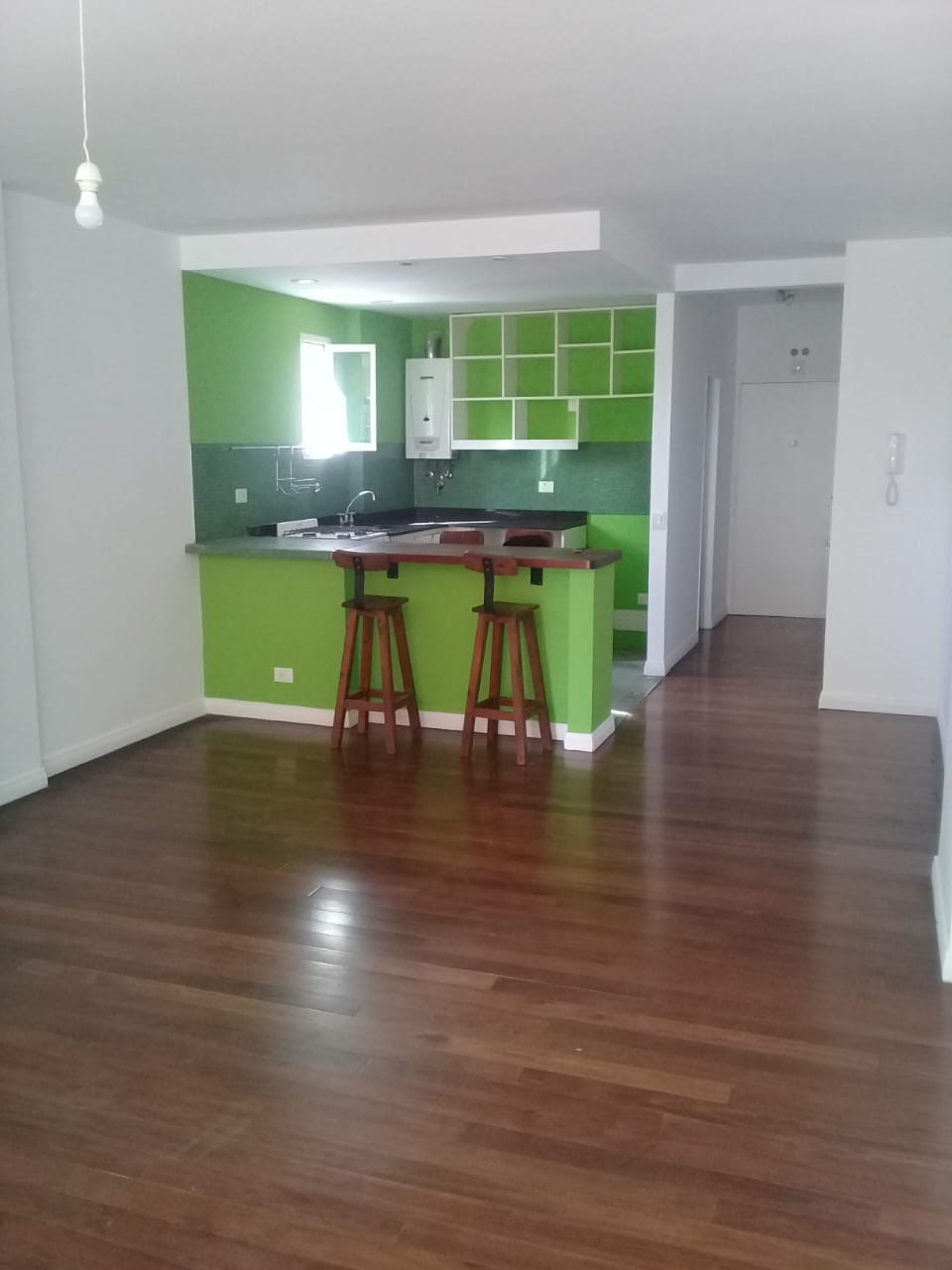 Monoambiente con balcón en Palermo