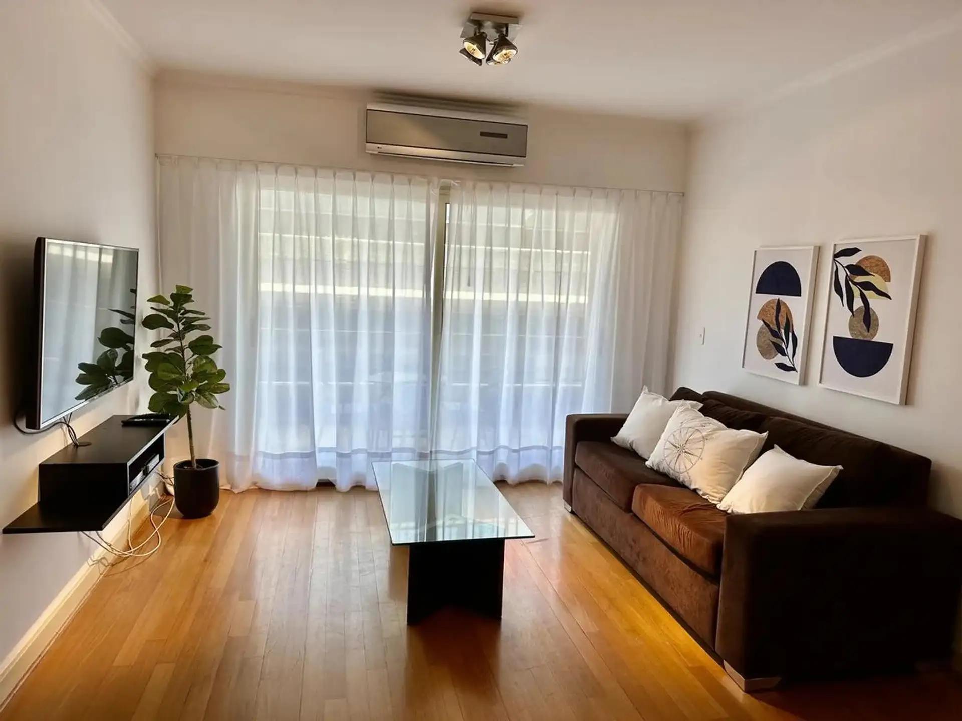 Квартира с 1 спальней и балконом-террасой в Puerto Madero