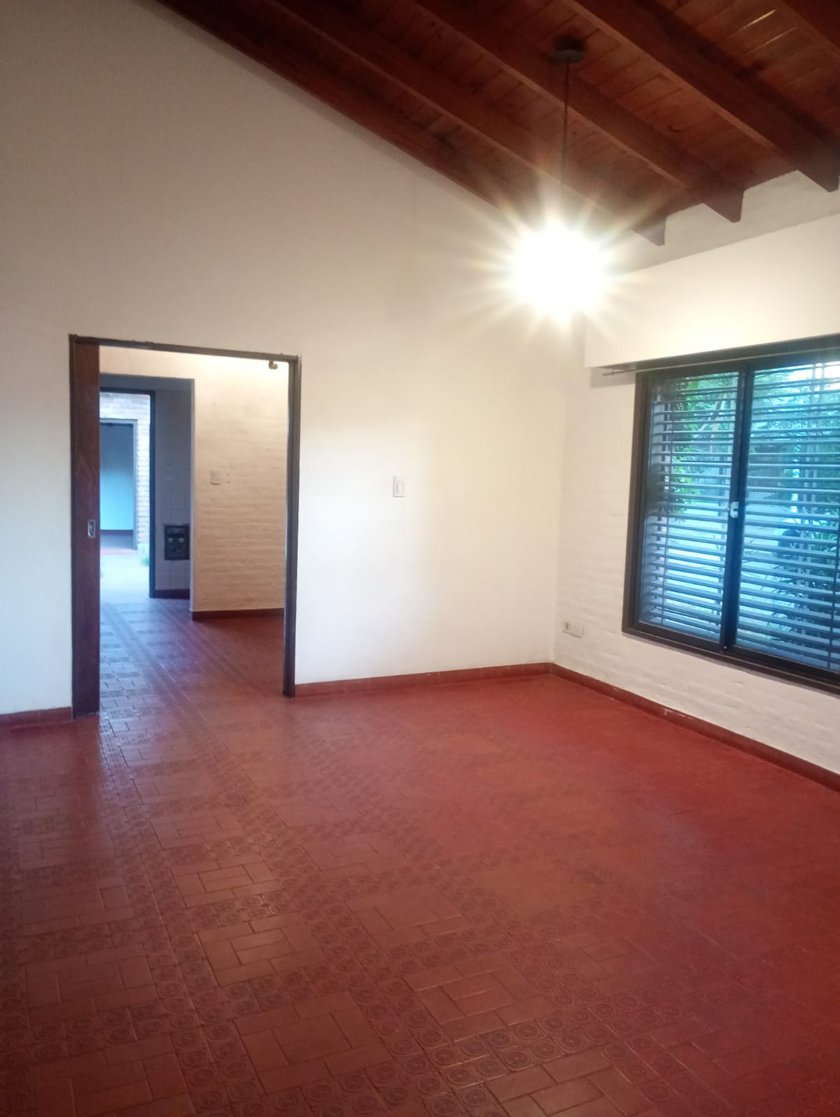 Casa com 2 dormitórios em Ituzaingó