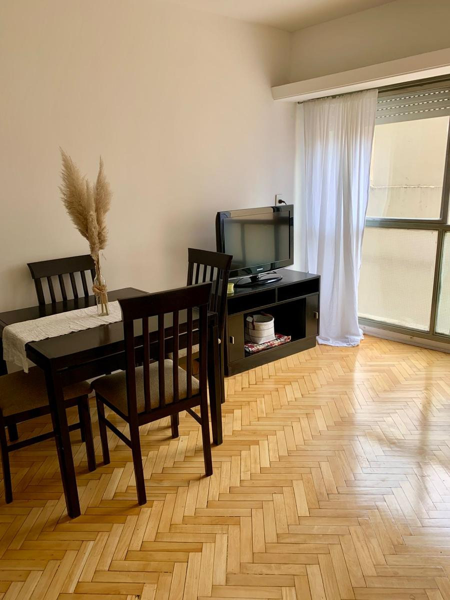 Apartamento mobiliado de 1 dormitório em Recoleta
