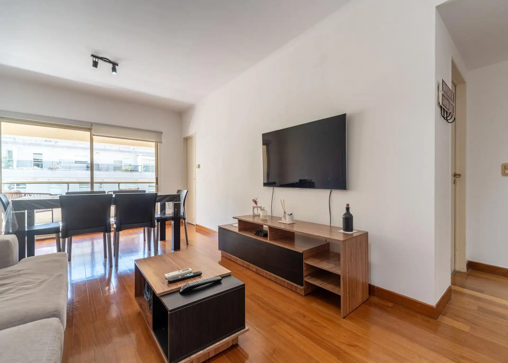 Apartamento de três ambientes com 2 quartos e vaga fixa em Puerto Madero