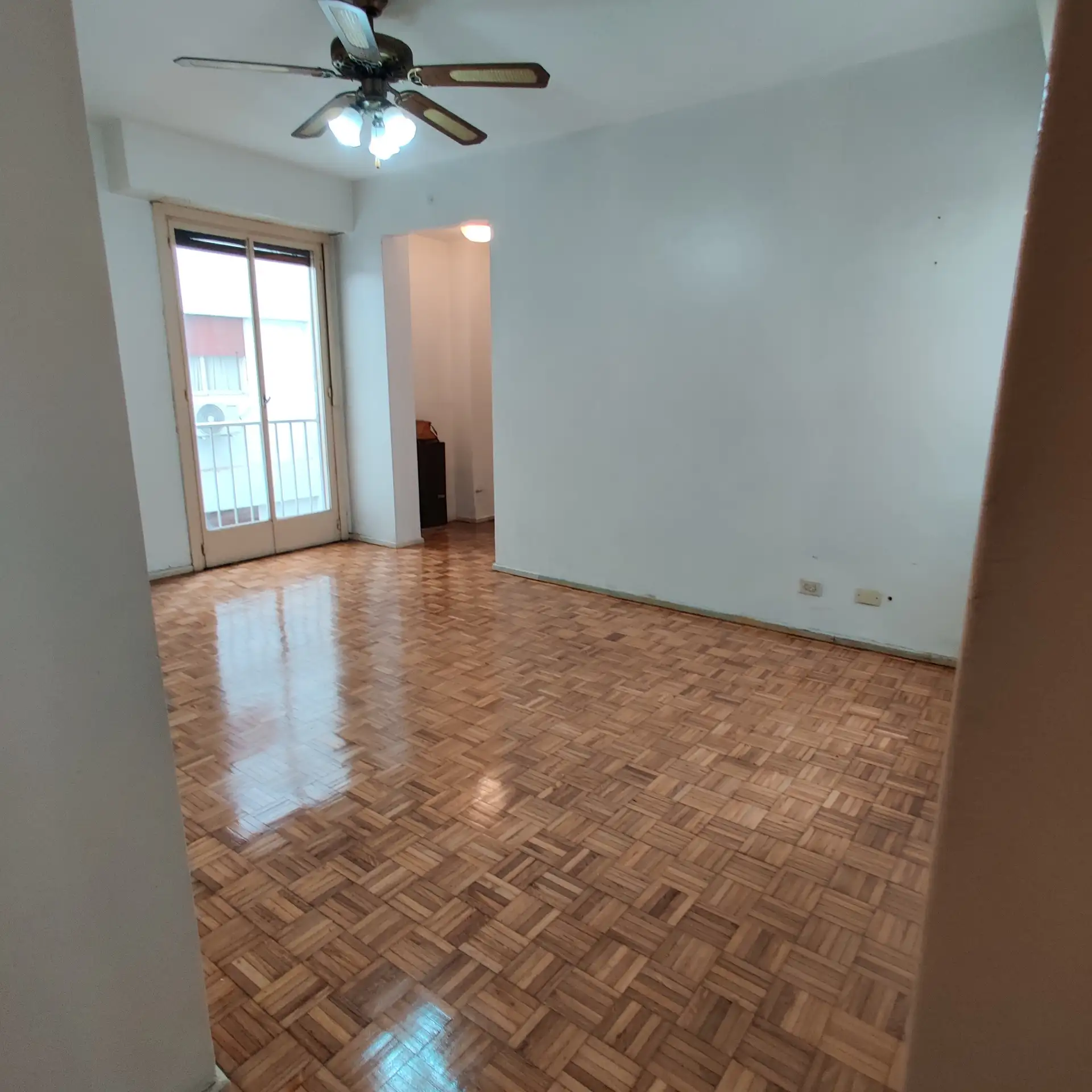 Меблированная двухкомнатная квартира с 1 спальней в Constitución