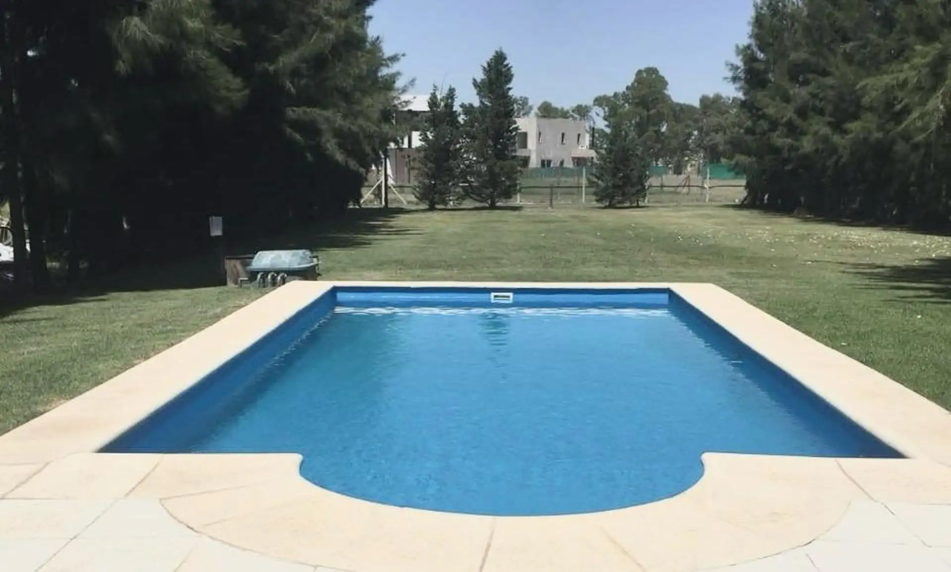 Five-bedroom house in San Eliseo Golf & Country Club (San Vicente)