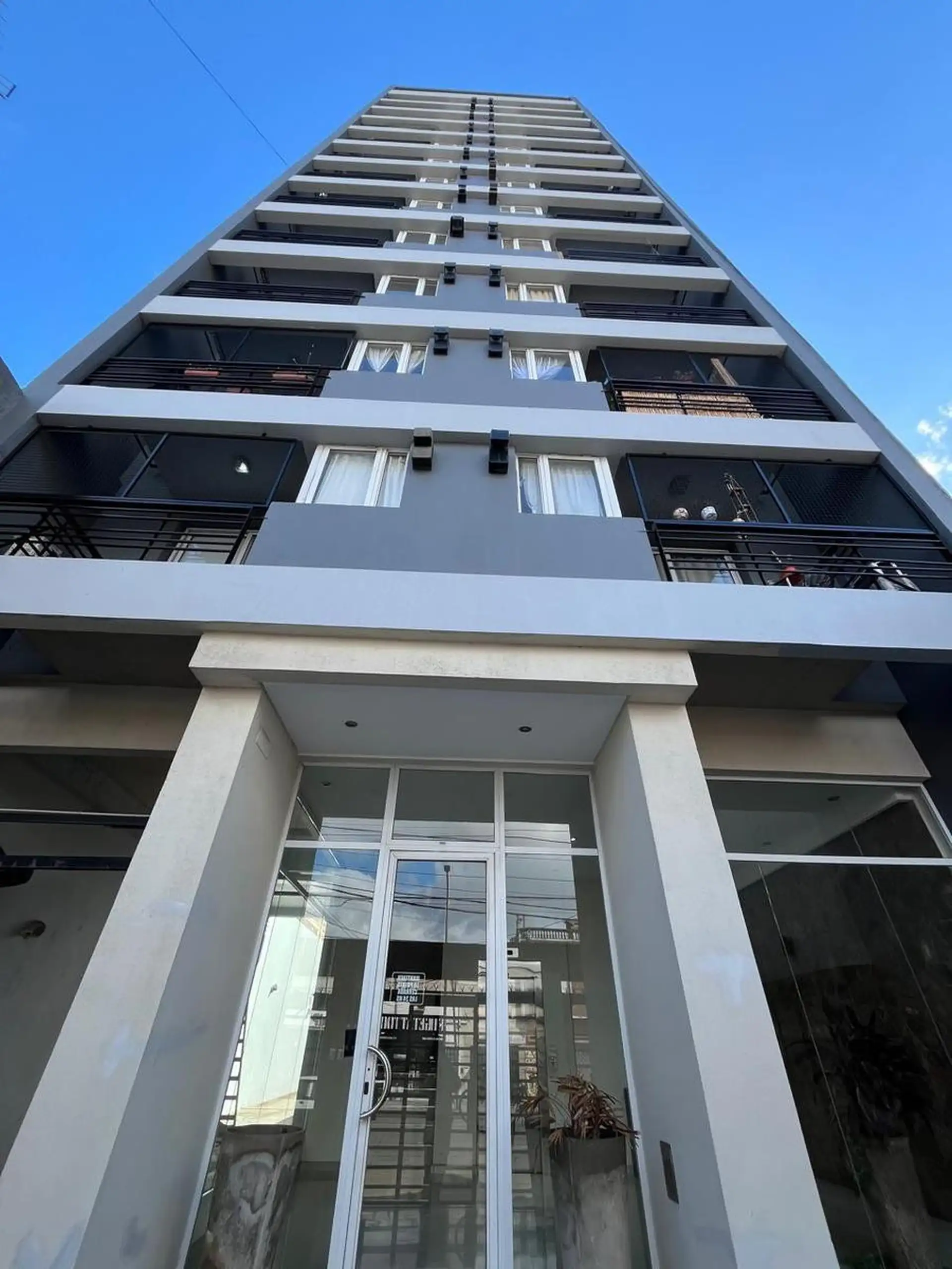 Two-room apartment in Lomas de Zamora (Banfield) with balcony