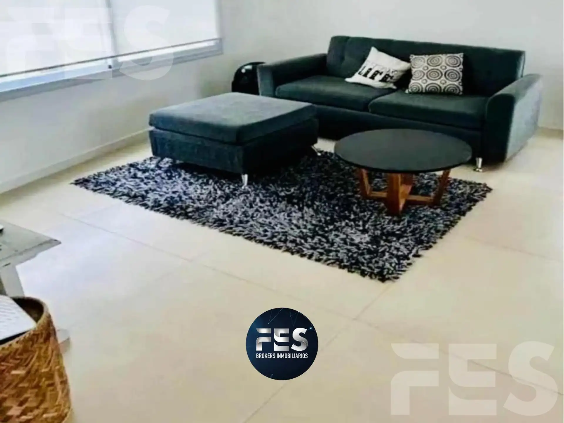 Four-suite two-storey house in Santa Inés, Esteban Echeverría