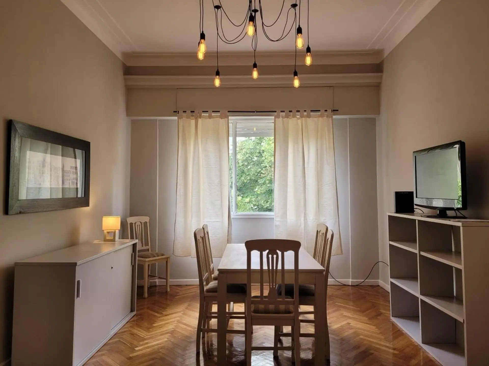 Departamento amoblado de 3 ambientes en Monserrat con vista