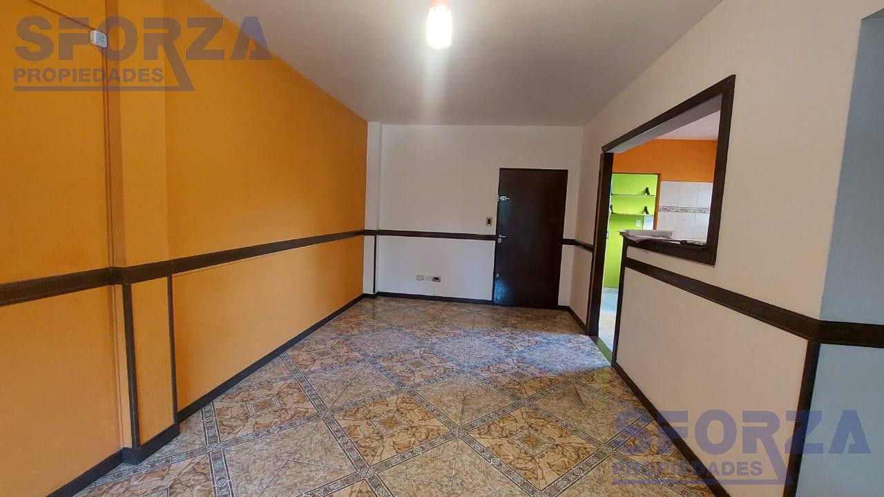 Apartamento de três quartos em San Miguel
