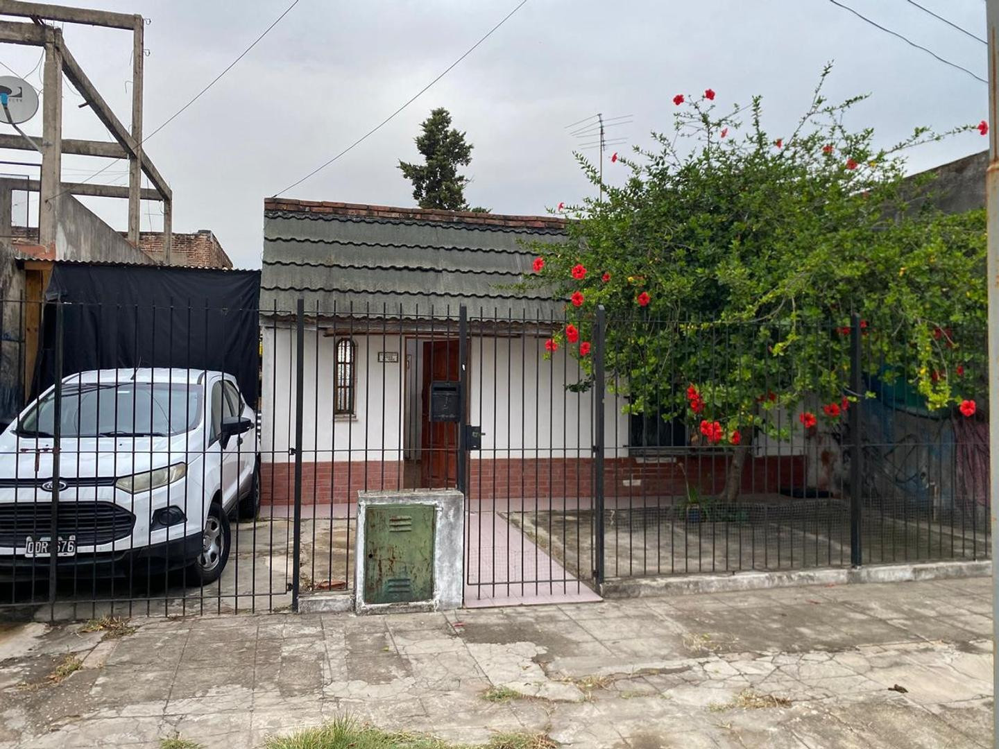 Дом с 2 спальнями в General San Martín