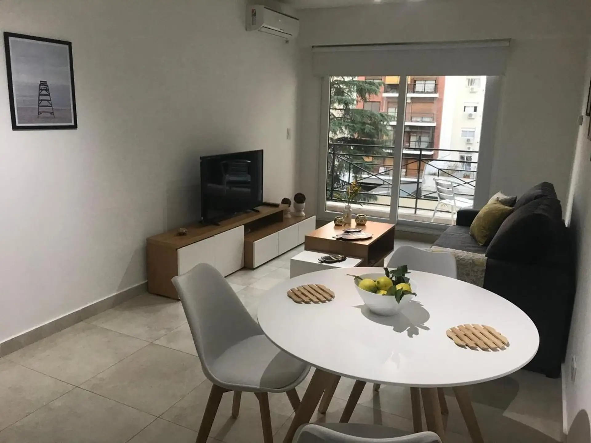 Двухкомнатная квартира с мебелью и парковочным местом в Núñez