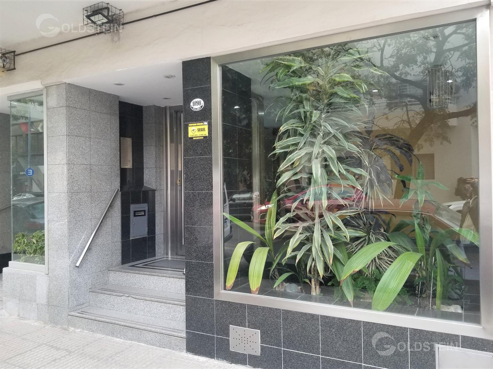 Departamento de 2 ambientes con balcón francés en Villa Crespo