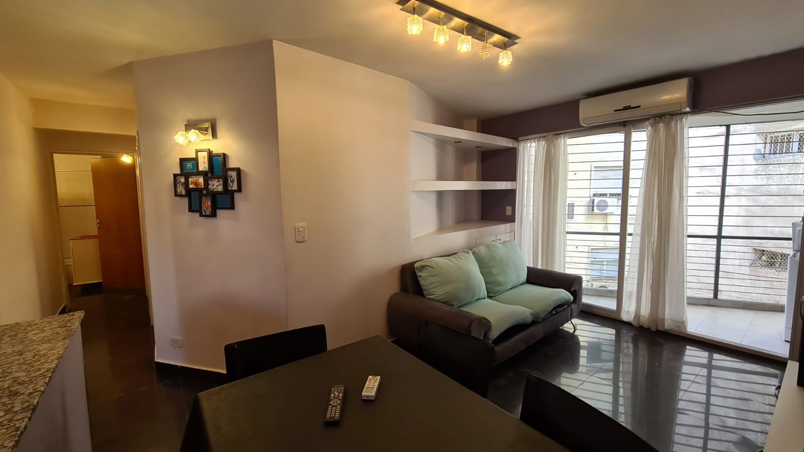 Departamento de 3 ambientes con balcón en Almagro