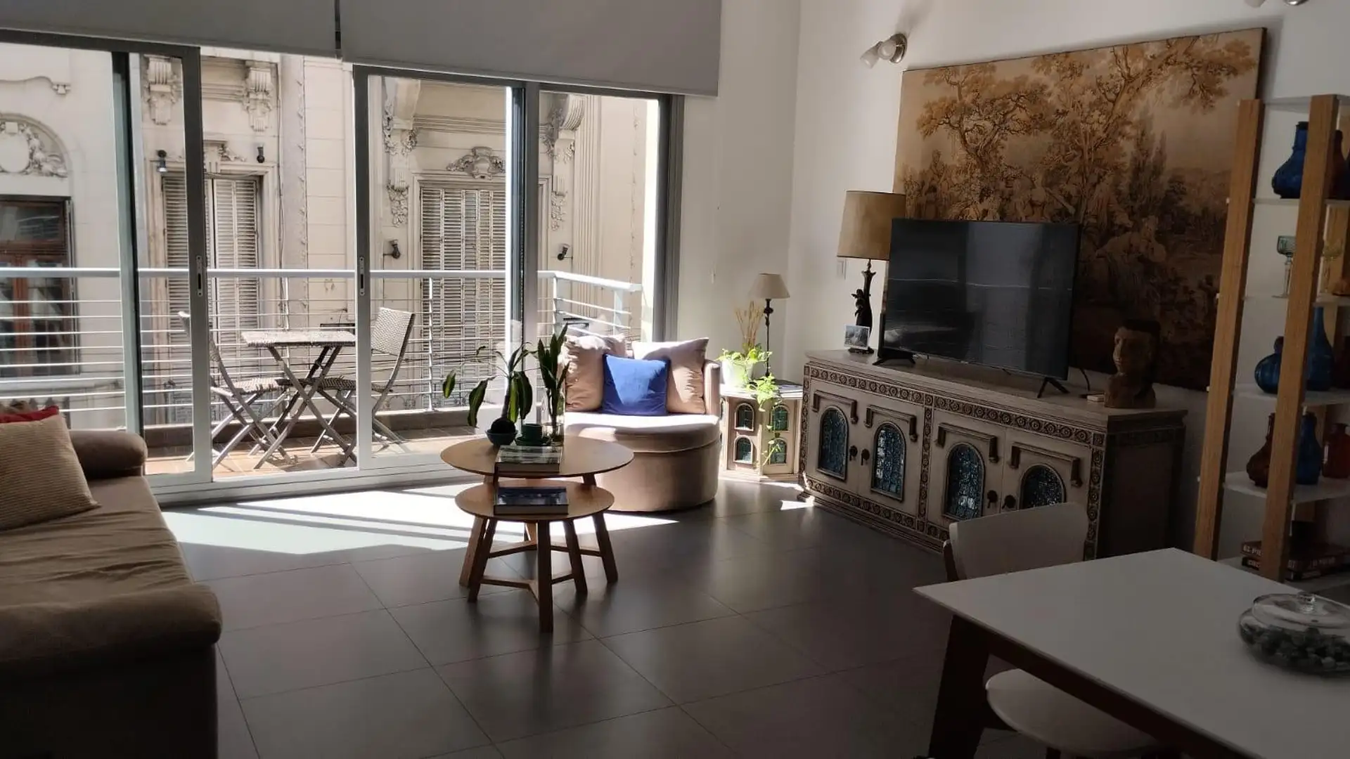 Loft amoblado con balcón en San Telmo